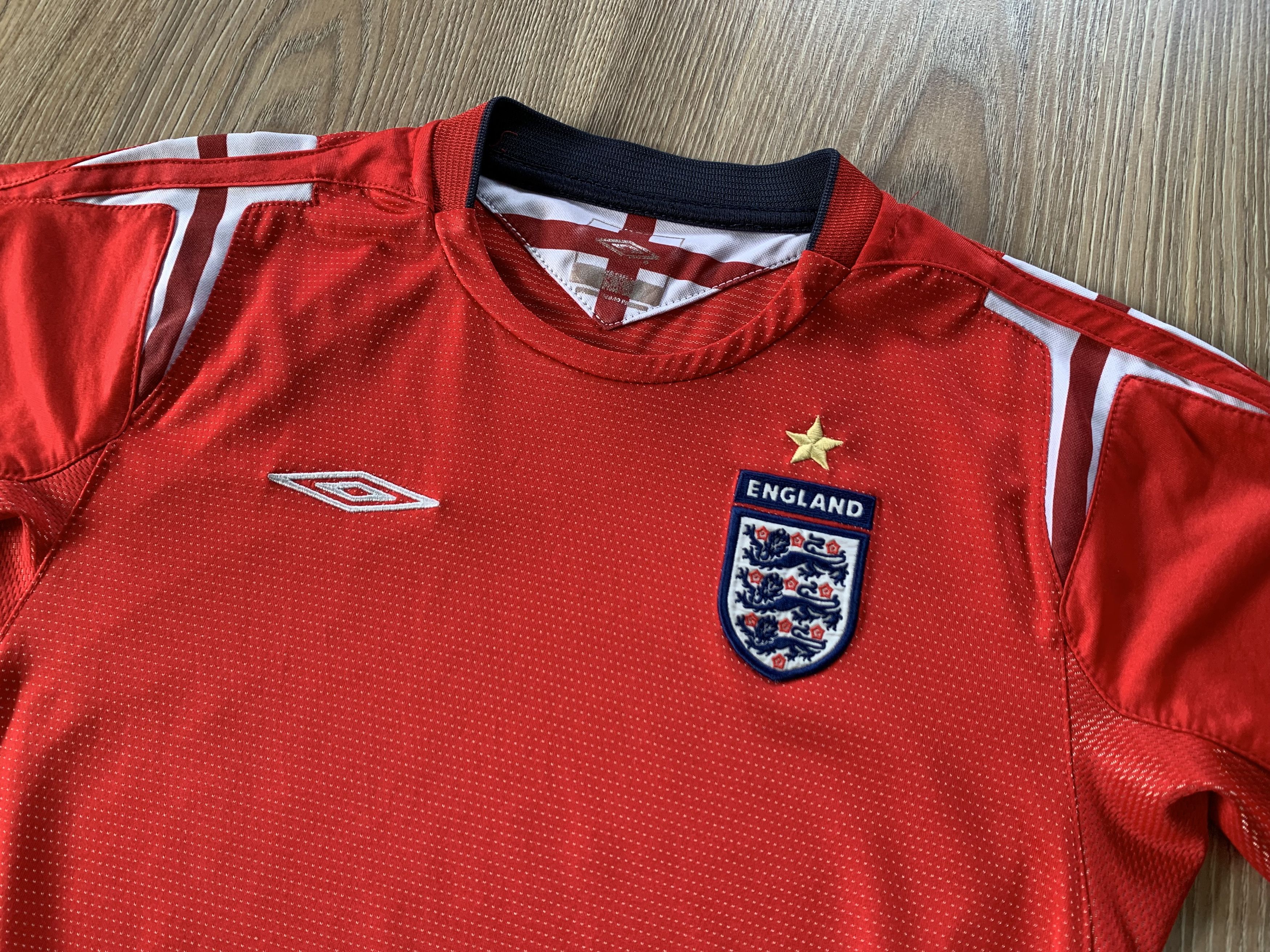 Umbro Vintage Umbro England Away Soccer Jersey 2004-2006 Size US M / EU 48-50 / 2 - 3 Thumbnail