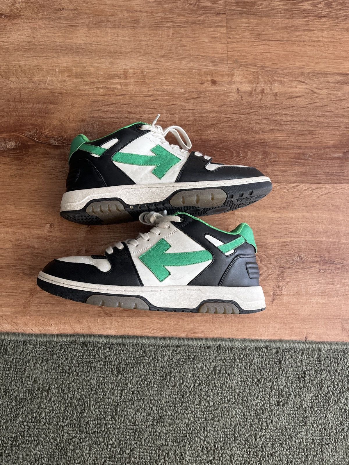 Off-White Off white “out of office” black green Size US 11.5 / EU 44-45 - 2 Thumbnail