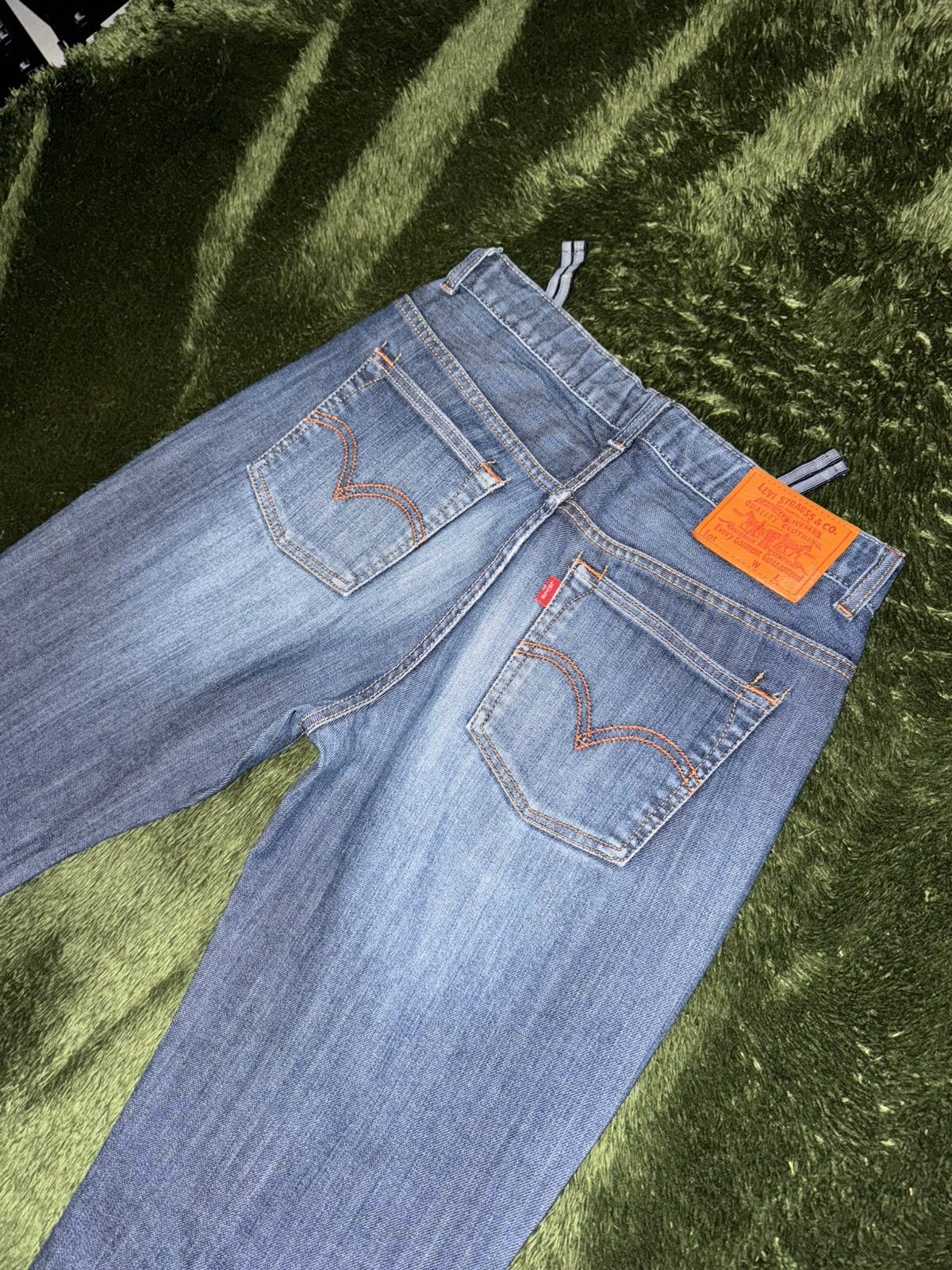 Levi's Levis Red tap cotton blended relaxed fit denim pants indigo Size US 31 - 8 Thumbnail