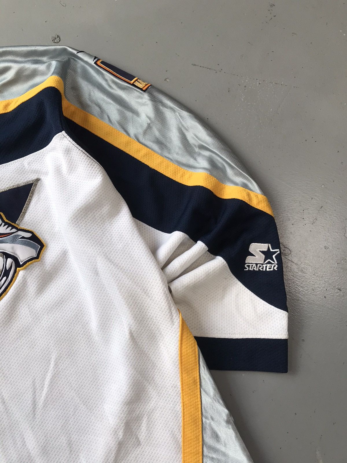 Starter × Vintage Vintage starter NHL stylish polyester hockey jersey Size US S / EU 44-46 / 1 - 3 Thumbnail