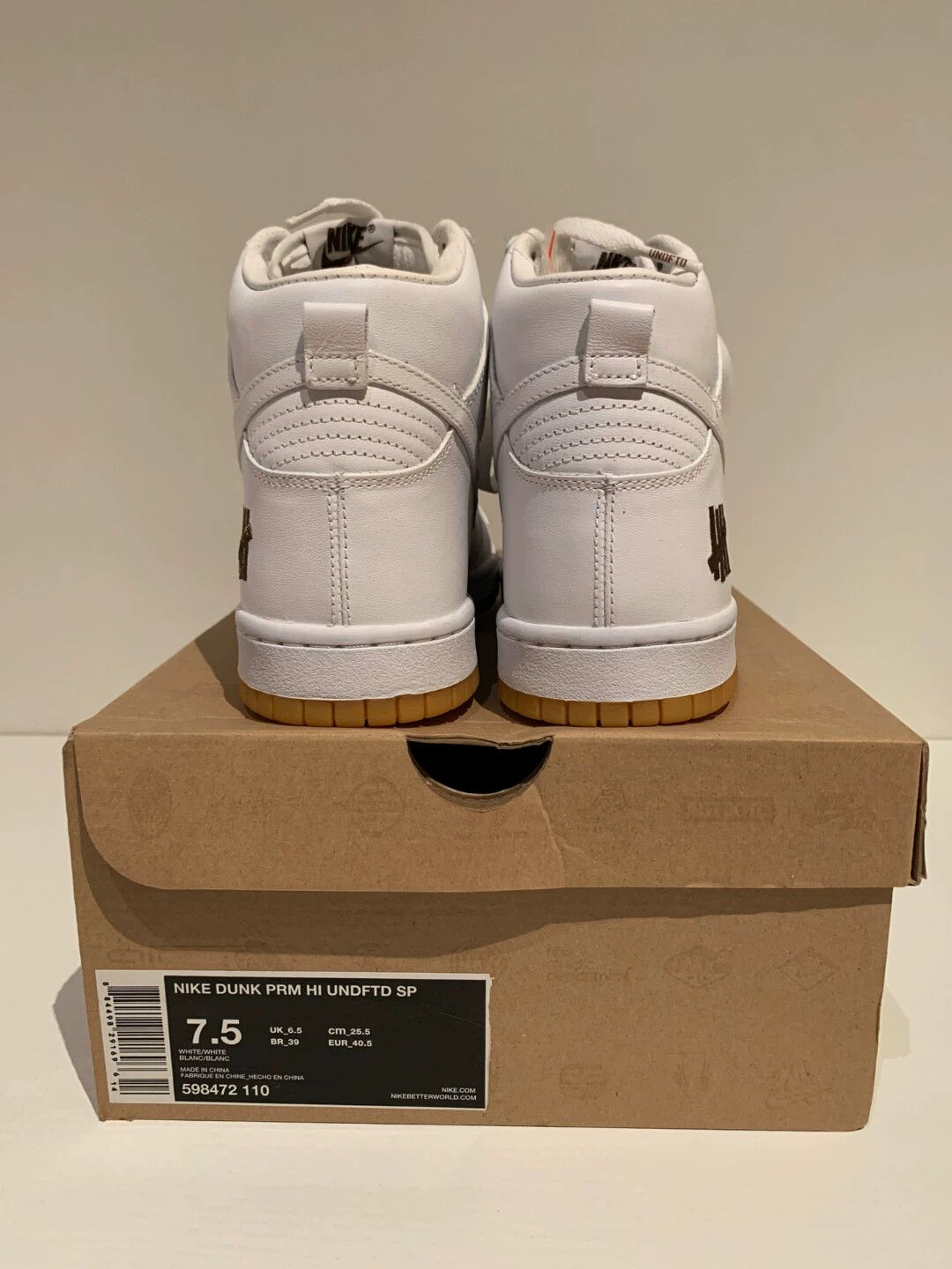 Nike Undefeated x Nike Dunk High SP Size US 7.5 / EU 40-41 - 2 Thumbnail