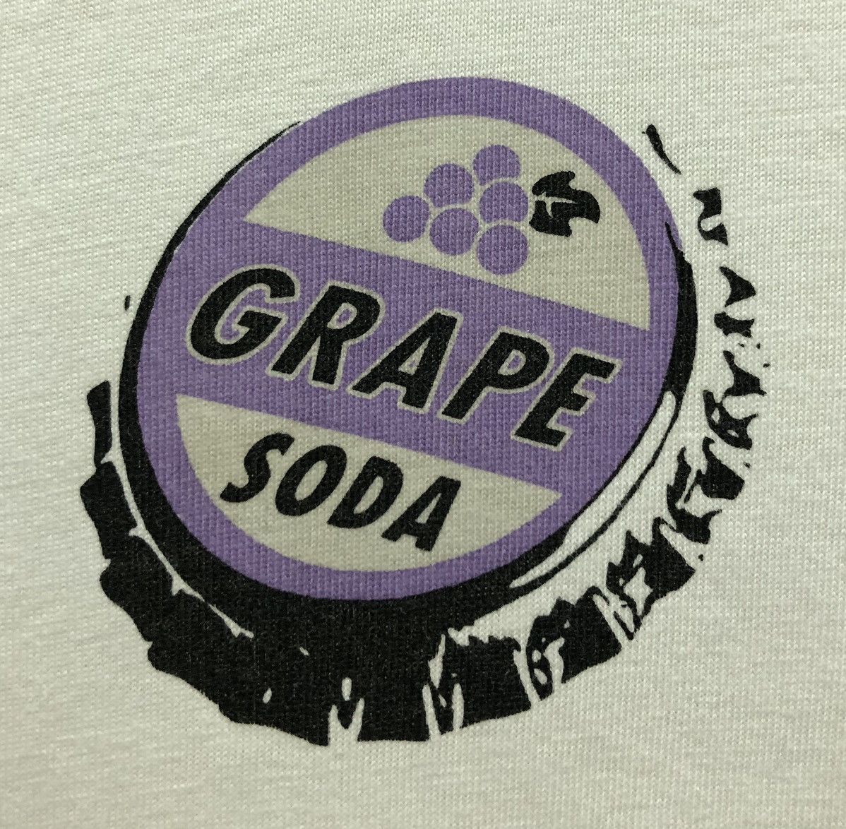 Uniqlo Uniqlo Disney Pixar Movie UP Grape Soda T-Shirt Size US L / EU 52-54 / 3 - 3 Thumbnail