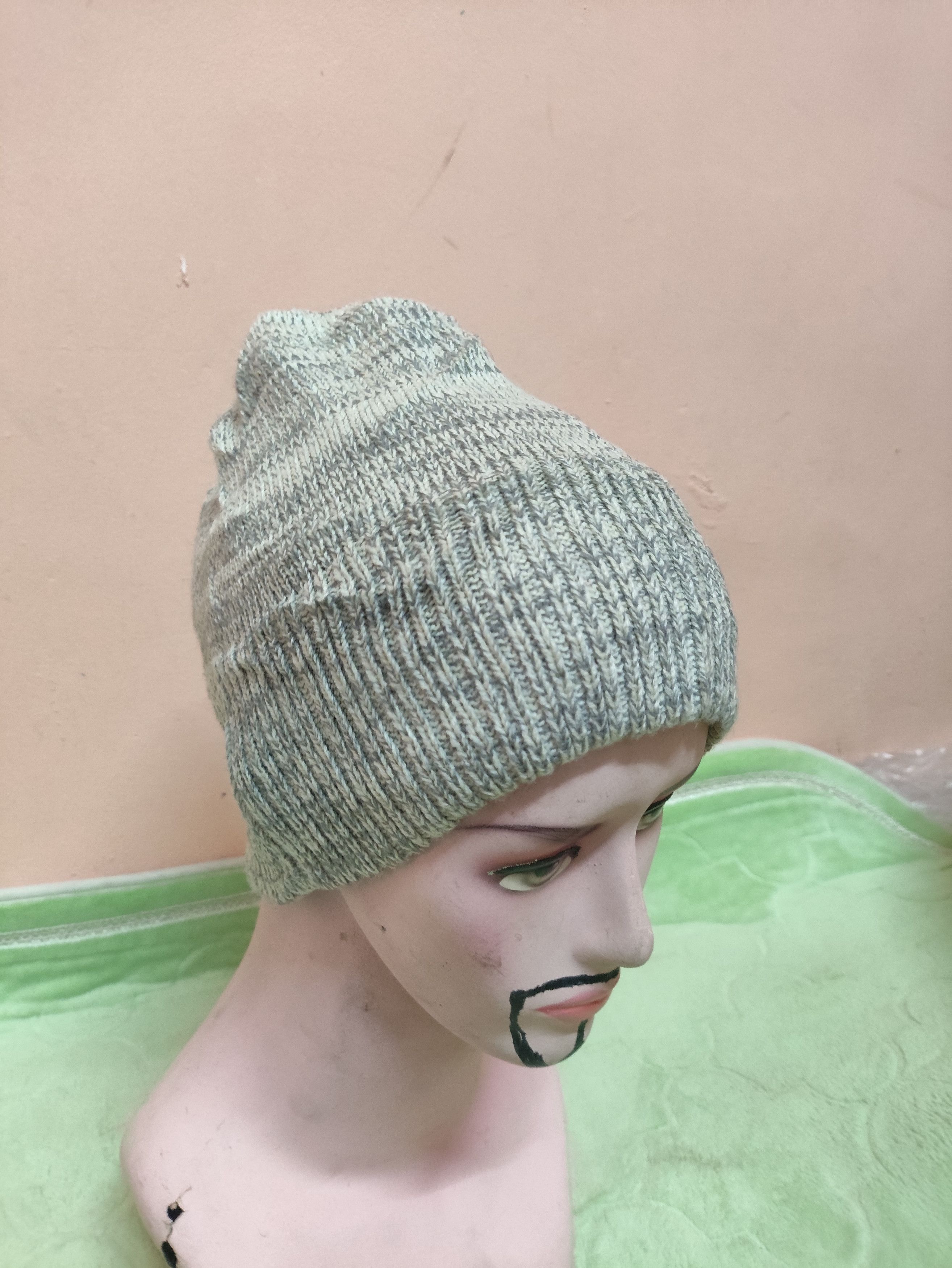 Vintage 3 Pieces Combos Beanie Streetwear Collections Size ONE SIZE - 3 Thumbnail