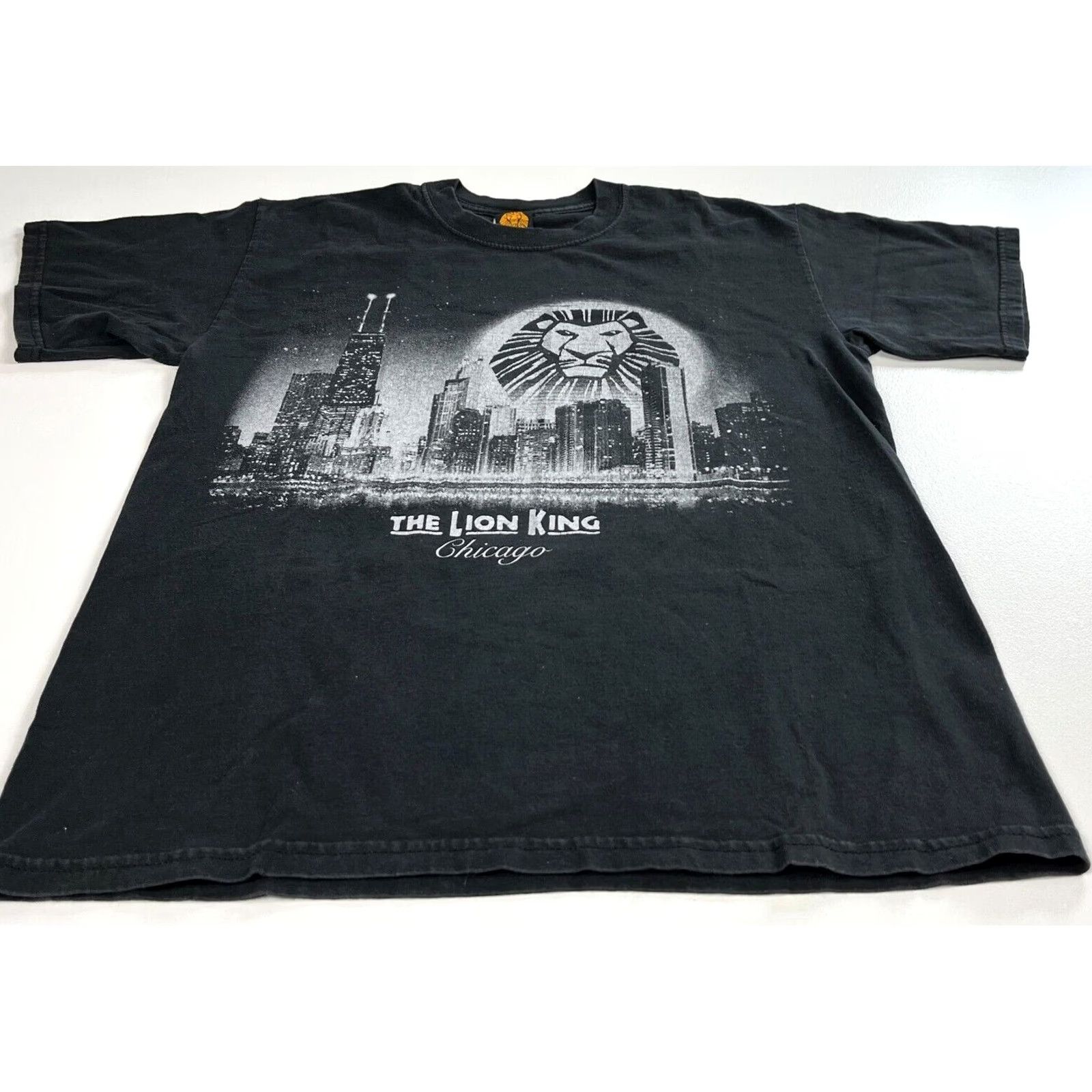 Disney Disney The Lion King Chicago Unisex Adult T-Shirt Sz L Black Cotton Crew Neck Short Sleeve Regular Man? Size US L / EU 52-54 / 3 - 3 Thumbnail