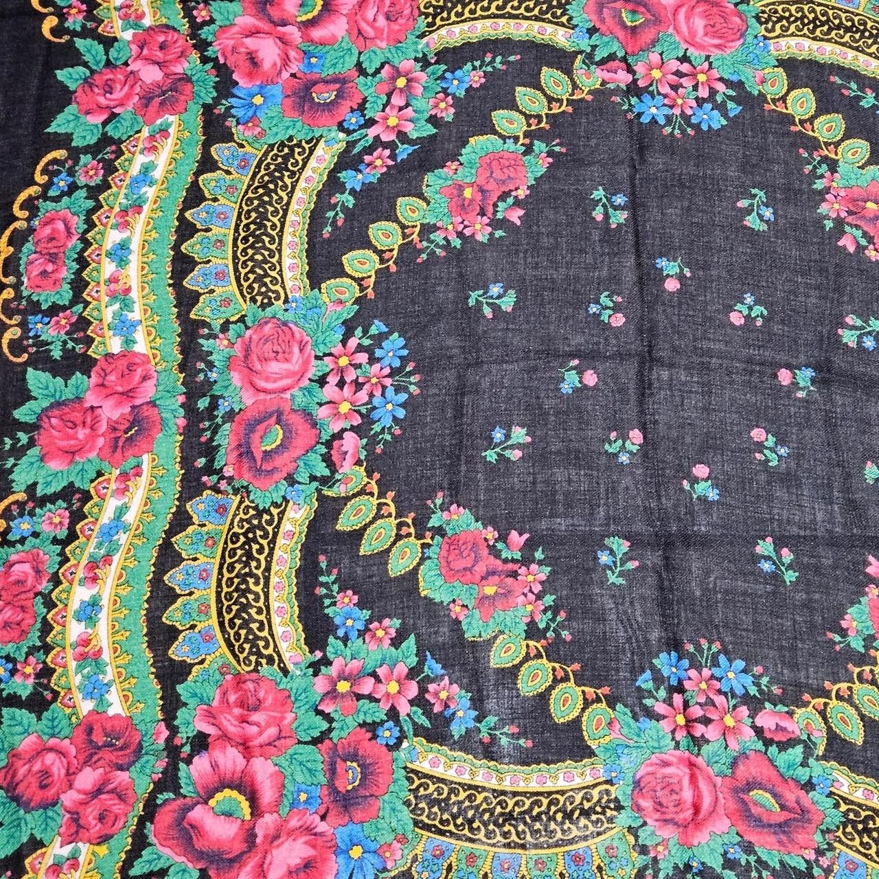 Vintage vintage boho whimsigoth folk floral babushka scarf Size ONE SIZE - 3 Thumbnail