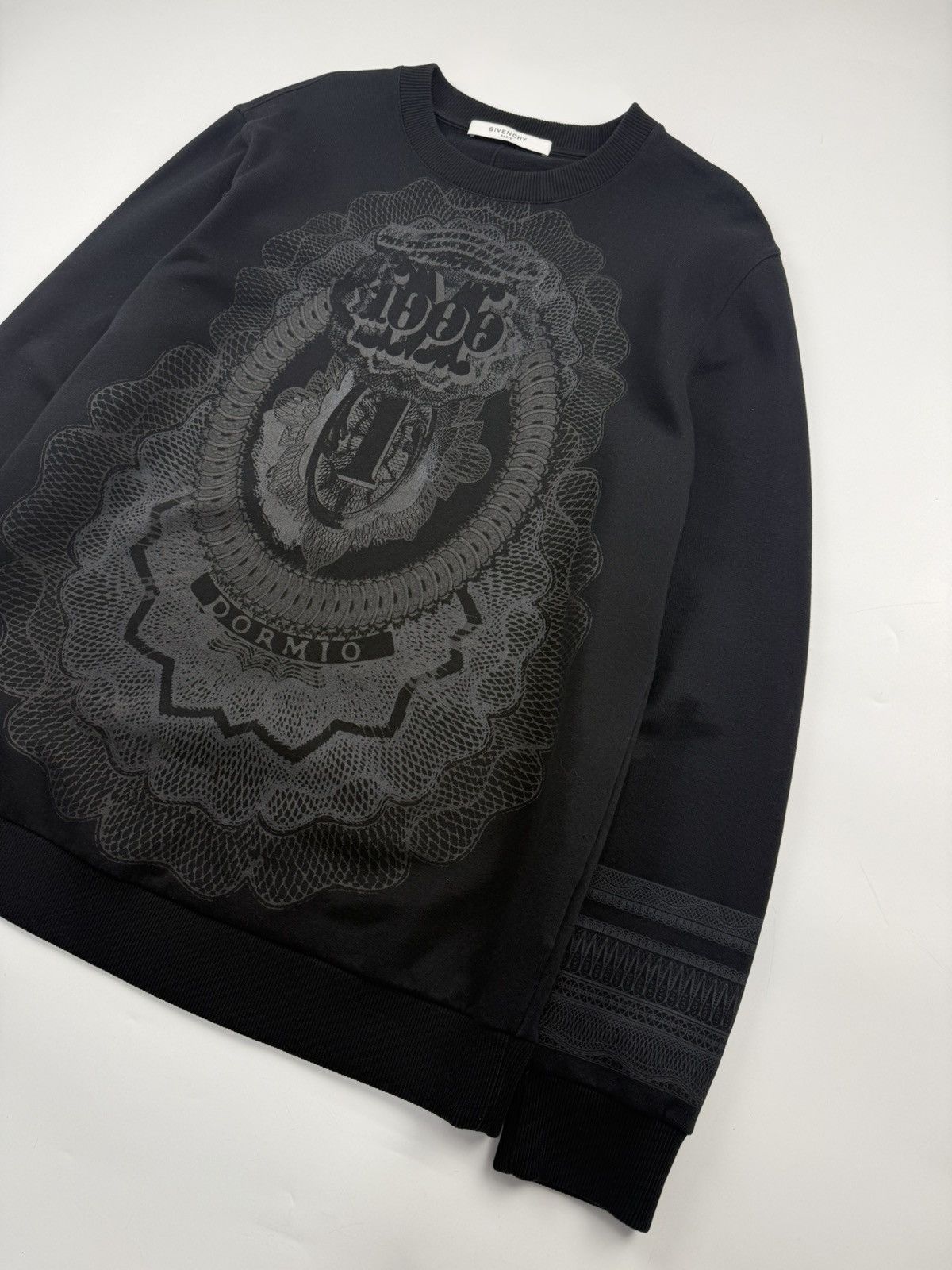 Givenchy Givenchy x Riccardo Tisci SS’17 1000 Bill Dormio Sweatshirt Size US M / EU 48-50 / 2 - 4 Thumbnail