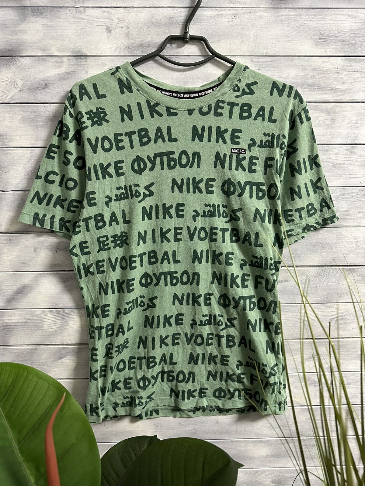 Nike Rare T-Shirt Nike F.C. Football Monogram Size US S / EU 44-46 / 1 - 1 Thumbnail