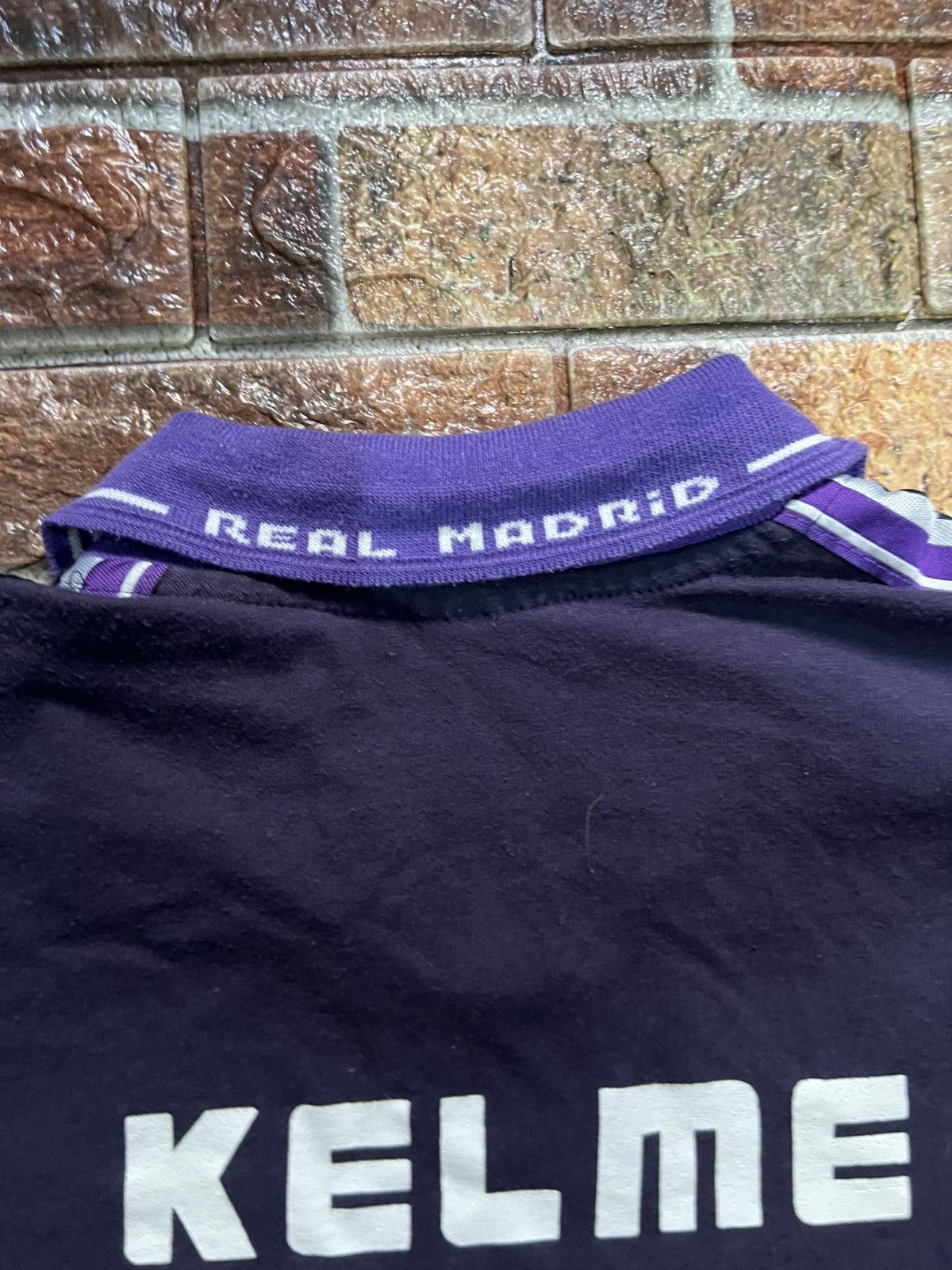 Other Real madrid 1997/1998 training jersey Size US L / EU 52-54 / 3 - 6 Thumbnail
