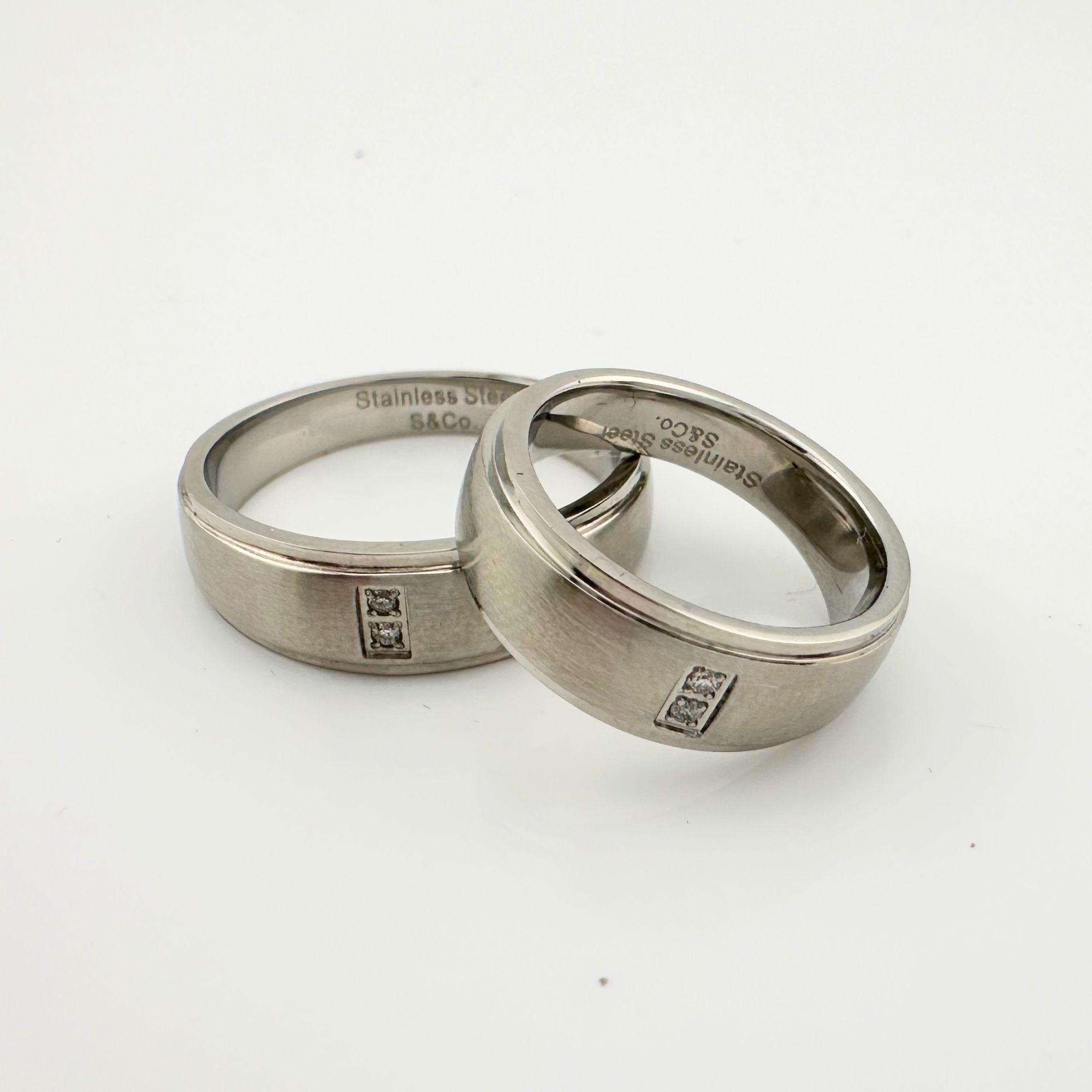 His and Hers Stainless Steel Diamond Wedding Band Set (5/10)
