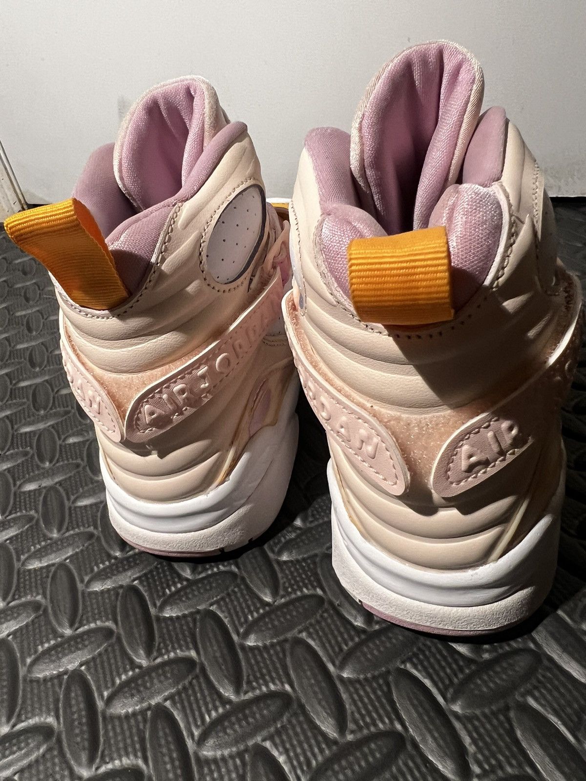 Jordan Brand CLEAN Air Jordan 8 Retro Arctic Pink size 7.5 Womens Shoes Size US 7.5 / IT 37.5 - 5 Thumbnail