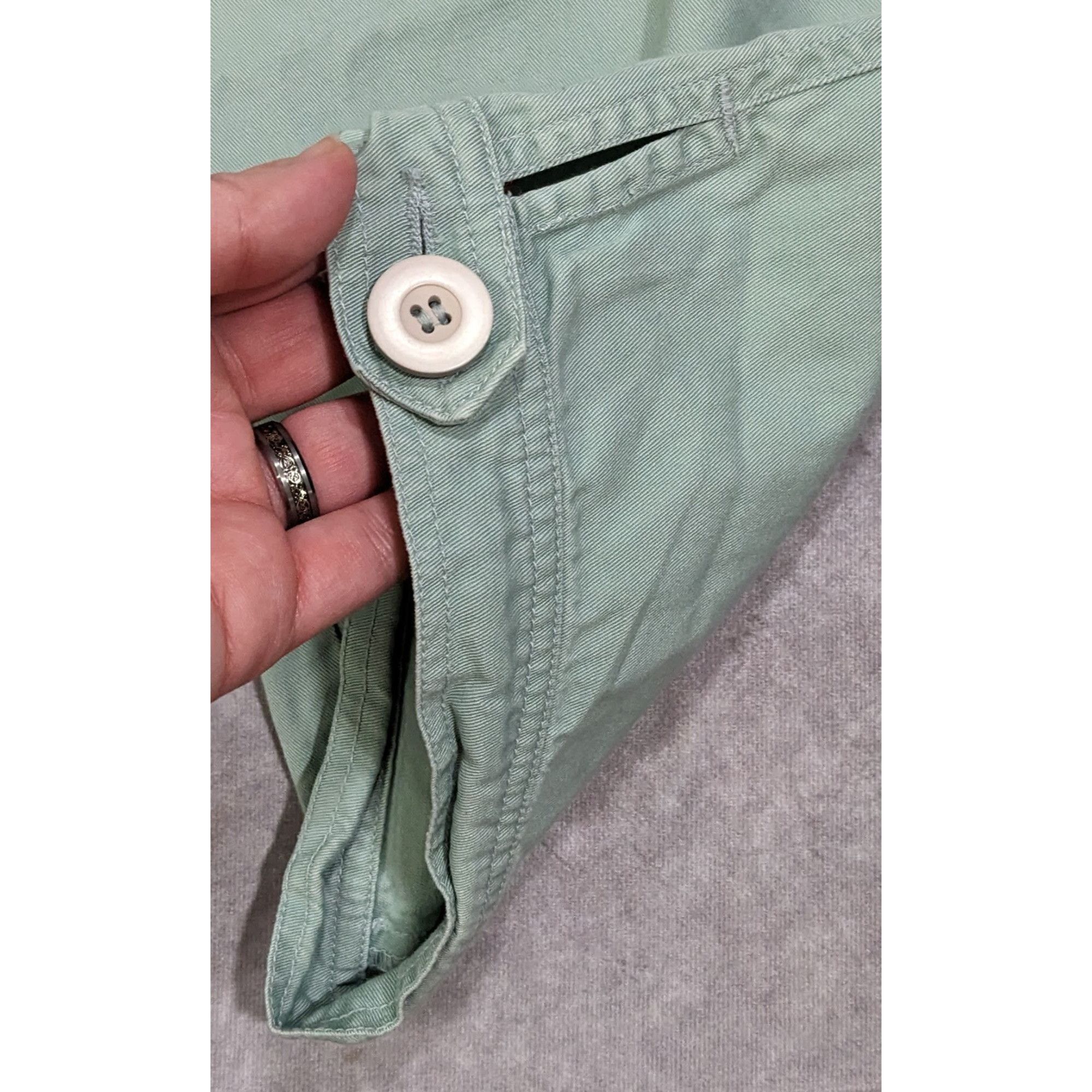 Other Preppy Mint Green Capris by Khakis International Design Size 32" / US 10 / IT 46 - 8 Thumbnail