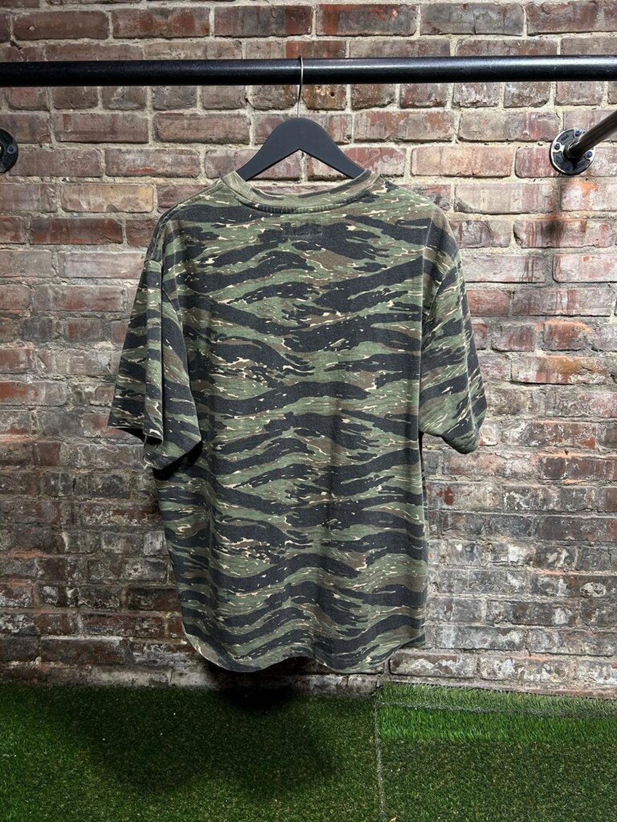 Supreme Supreme Camo Tee Sz. L Size ONE SIZE - 3 Thumbnail