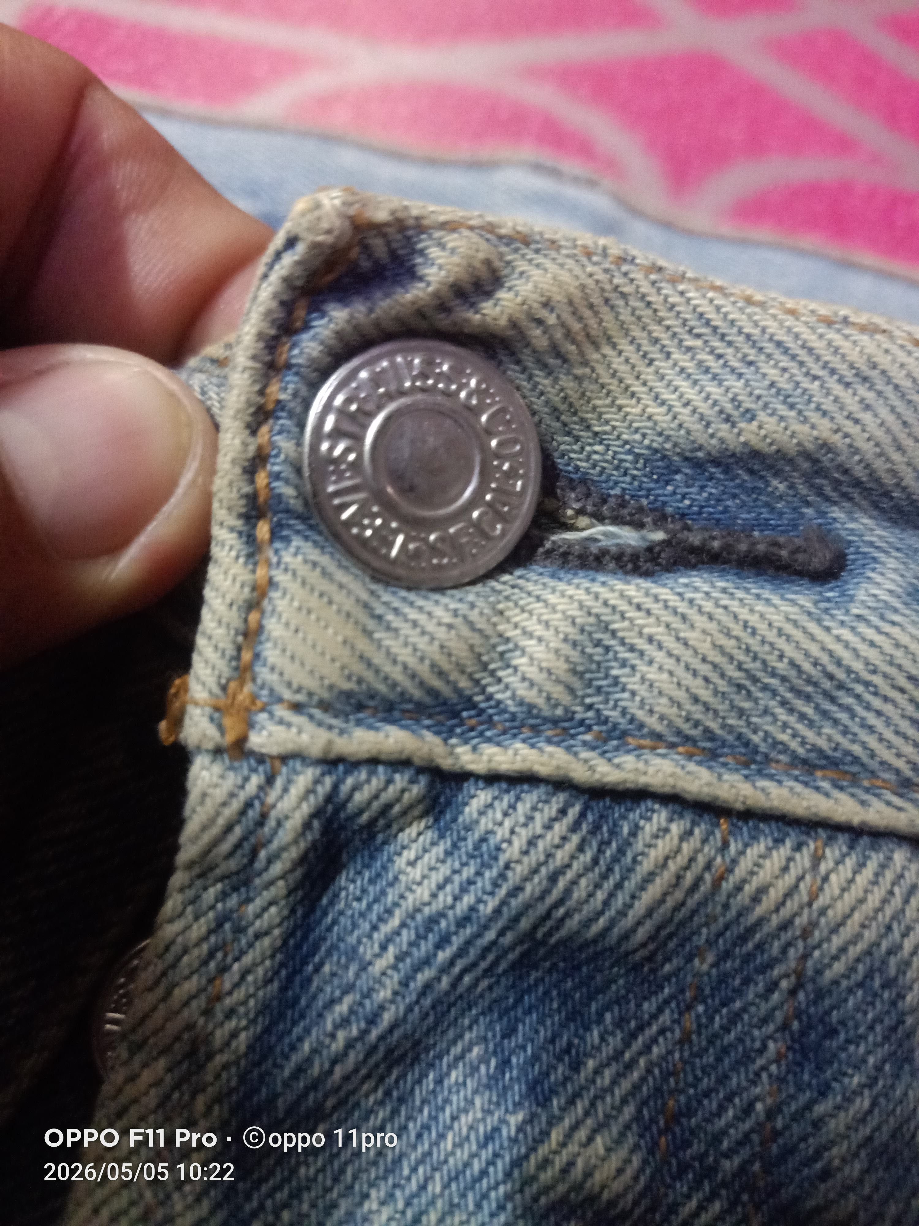 Levi's Vintage Clothing 💥Vintage Levi's 501 LVC Redselvedge Men 35x34 Size US 35 - 13 Thumbnail