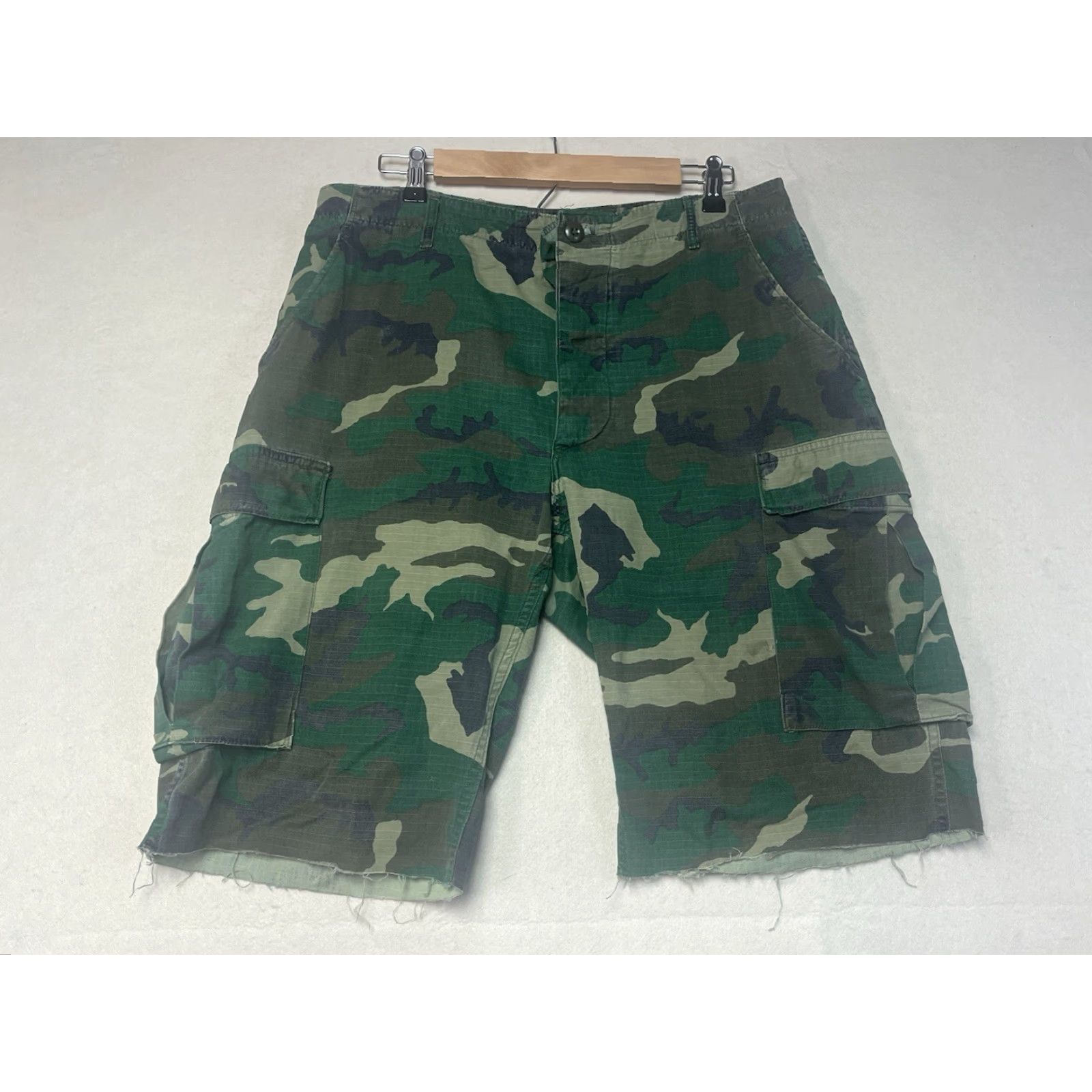 Propper PROPPER US Army Camouflage Cargo Shorts Men Medium Size US 31 - 2 Thumbnail