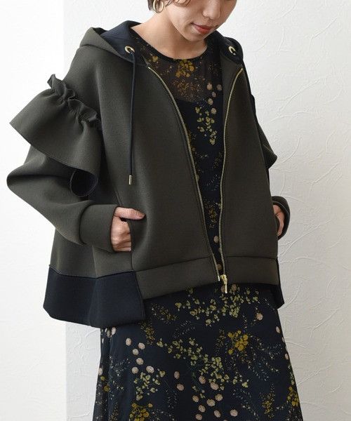 Eimee Law Great Design Zip Hoodie Comme Des Garcons Style in Green, Women's