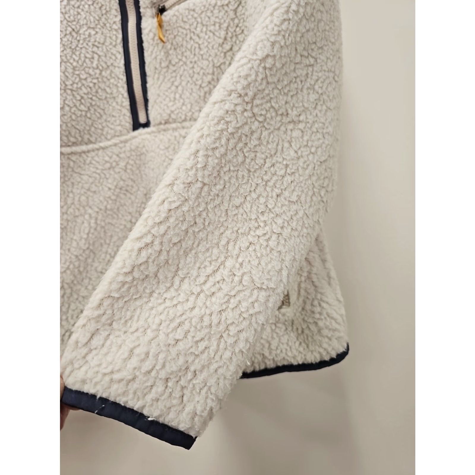 Patagonia Patagonia Jacket Women's M Retro Pile Marsupial Fleece Pullover Zip Embroidered Logo Pockets Ivory Natural Size M / US 6-8 / IT 42-44 - 5 Thumbnail