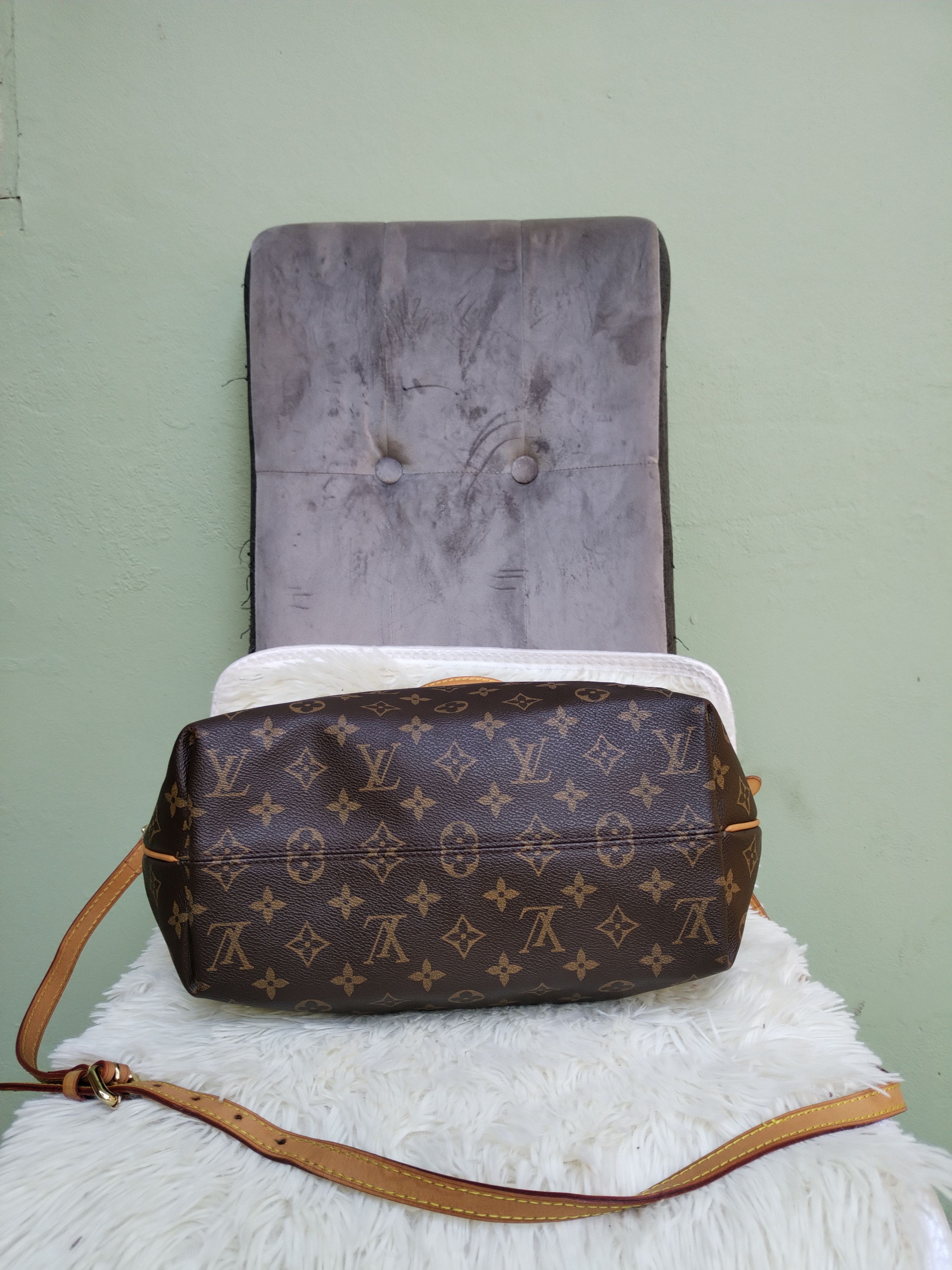 Louis Vuitton Vintage Louis Vuitton Monogram Turenne Bag Size ONE SIZE - 3 Thumbnail