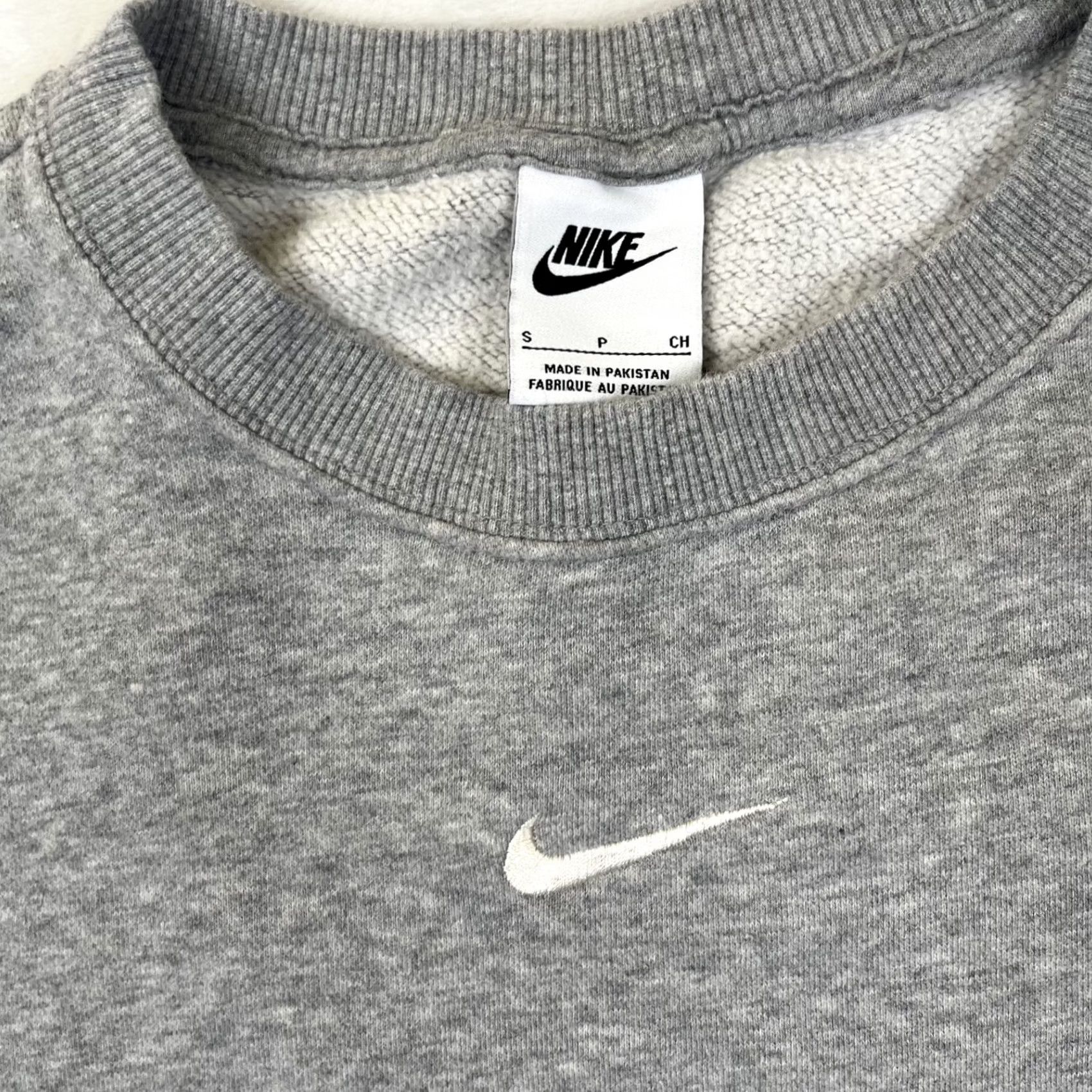 Nike Nike Sweatshirt Women's Small Gray Center Swoosh Fleece Crewneck Over Size Y2K Size S / US 4 / IT 40 - 2 Thumbnail