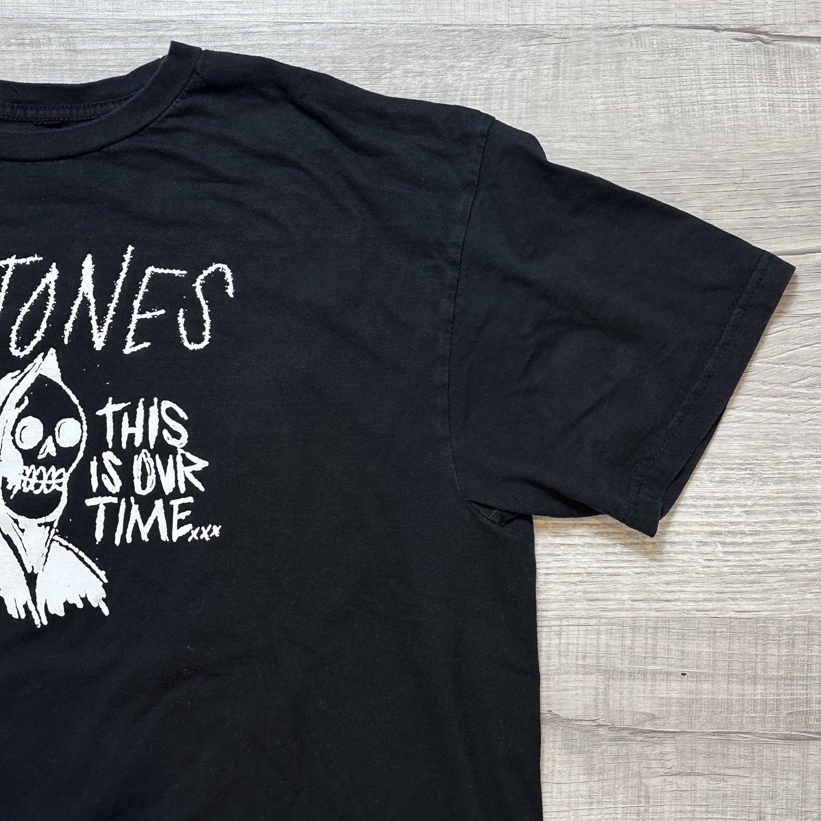 Band Tees Deftones Band Tee Grim Reaper This Is Our Time Numetal XL Size US XL / EU 56 / 4 - 4 Thumbnail