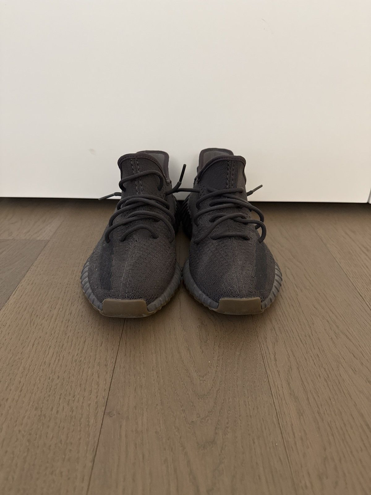 Yeezy Adidas Yeezy Boost 350 V2 Cinder Size US 10 / EU 43 - 1 Thumbnail
