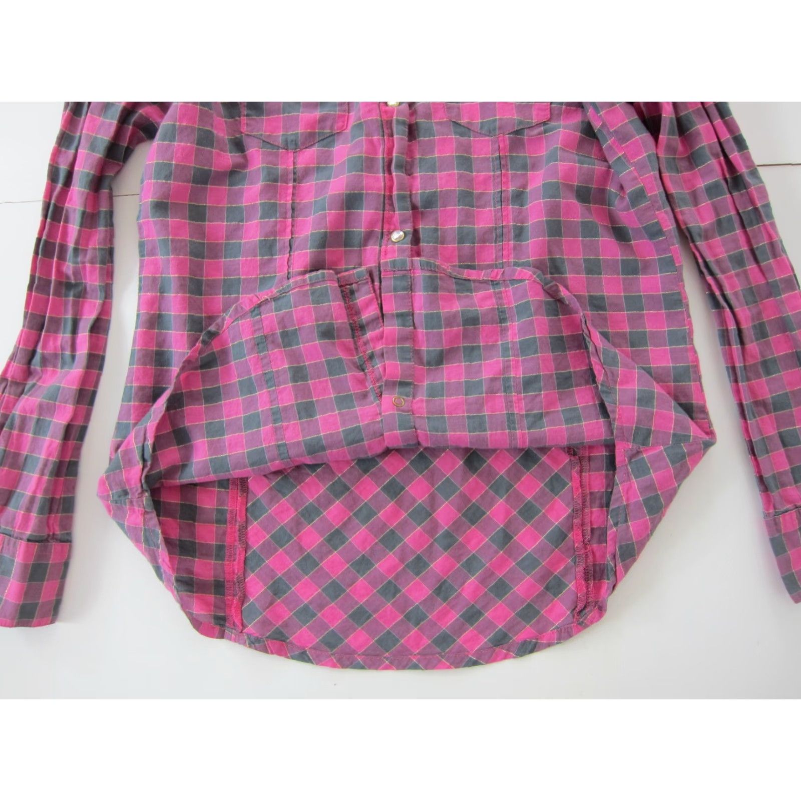 Wrangler Wrangler Cotton Blouse Shirt Pink Grey Gold Plaid Diamond Snap Collar Long Sleeve S Womens Size S / US 4 / IT 40 - 7 Thumbnail