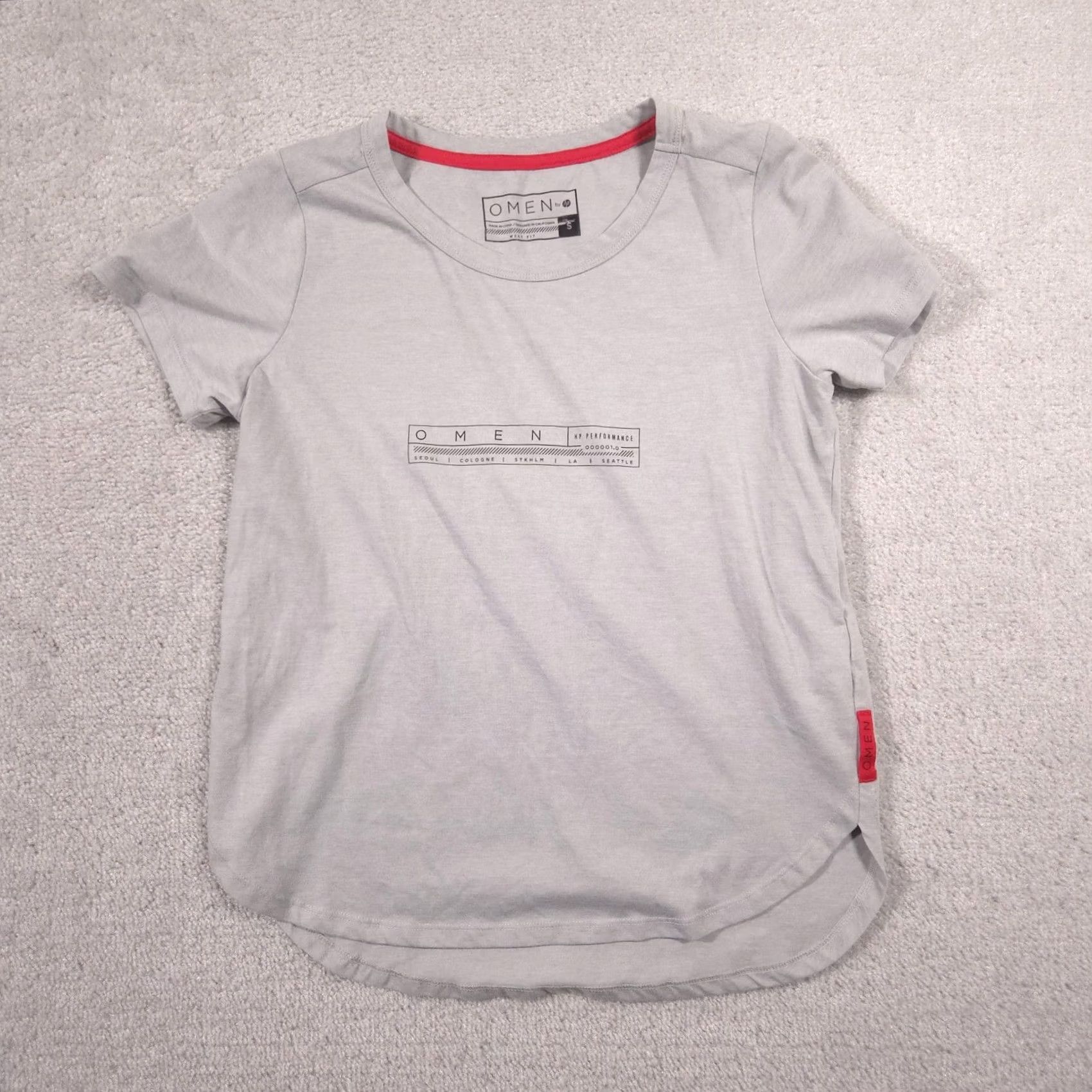 Vintage OMEN by HP Shirt Mens S Gray Gaming Graphic Tee Crewneck Short Sleeve Size US S / EU 44-46 / 1 - 2 Thumbnail