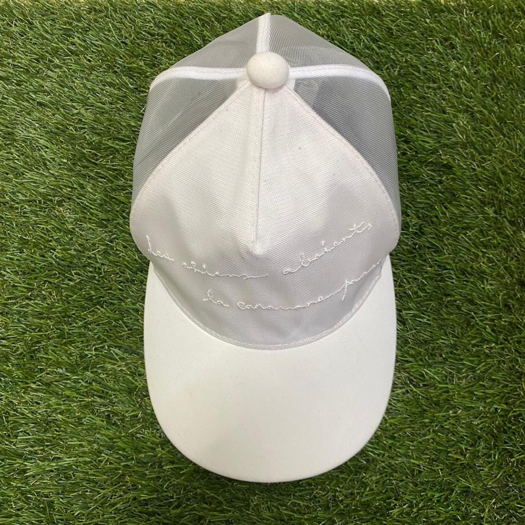 CA4LA CA4LA White Mesh Trucker Cap “Les Chiens Aboient” – Japan Size ONE SIZE - 1 Thumbnail