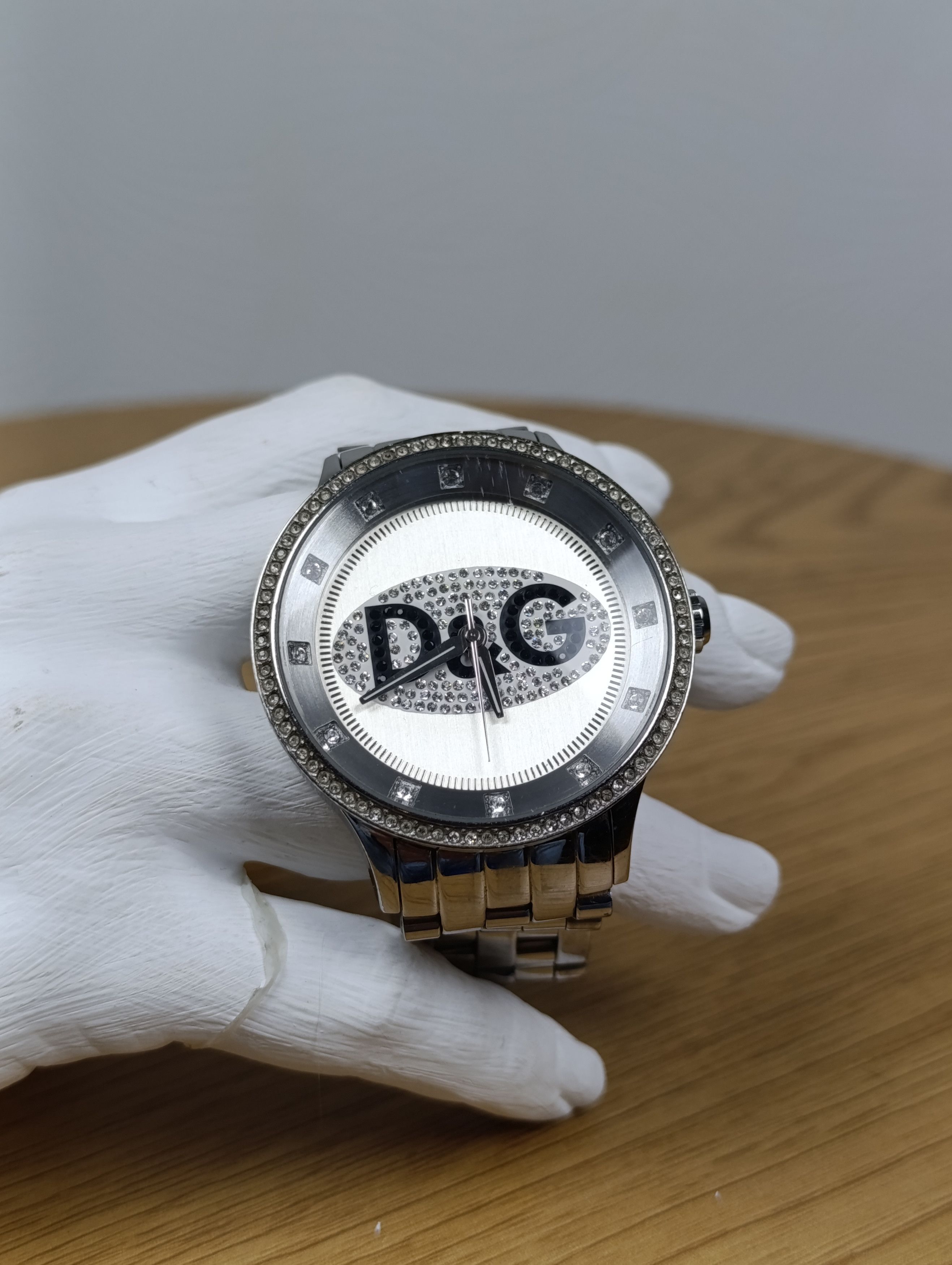 Dolce & Gabbana DOLCE & GABBANA DW0131 LOGO UNISEX CRYSTAL WATCH Size ONE SIZE - 2 Thumbnail