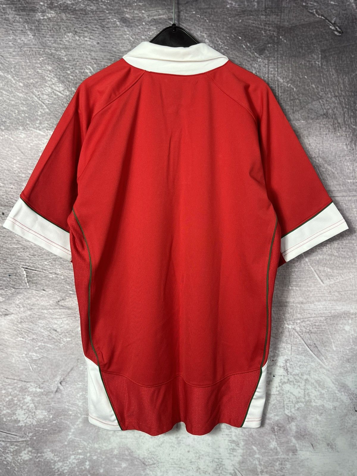 Under Armour Under Armour 2008 Wales Rugby Union Jersey Shirt Size US L / EU 52-54 / 3 - 2 Thumbnail