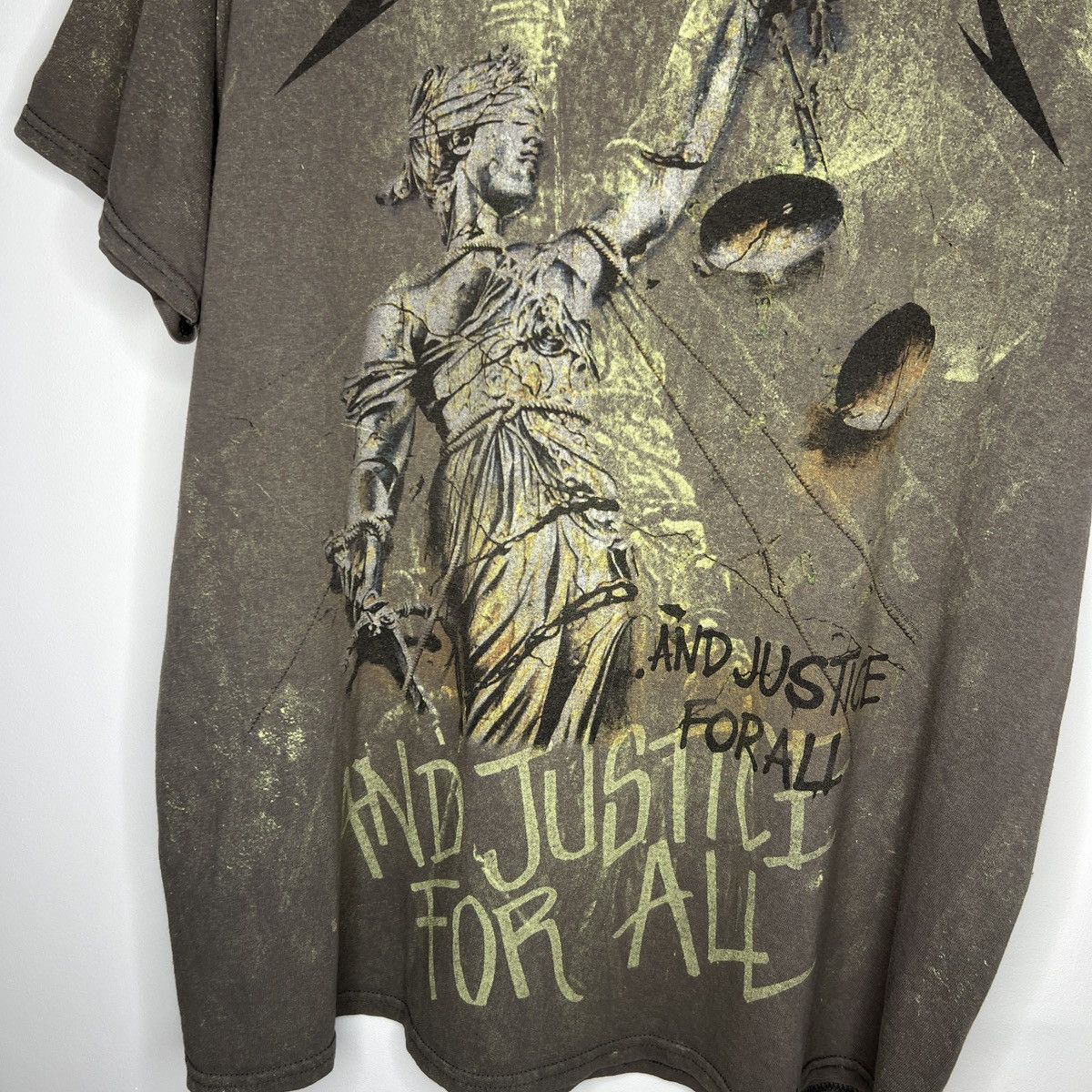Band Tees × Metallica × Vintage Rare Vintage Metallica And Justice For All Graphic T-shirt Size US L / EU 52-54 / 3 - 4 Thumbnail