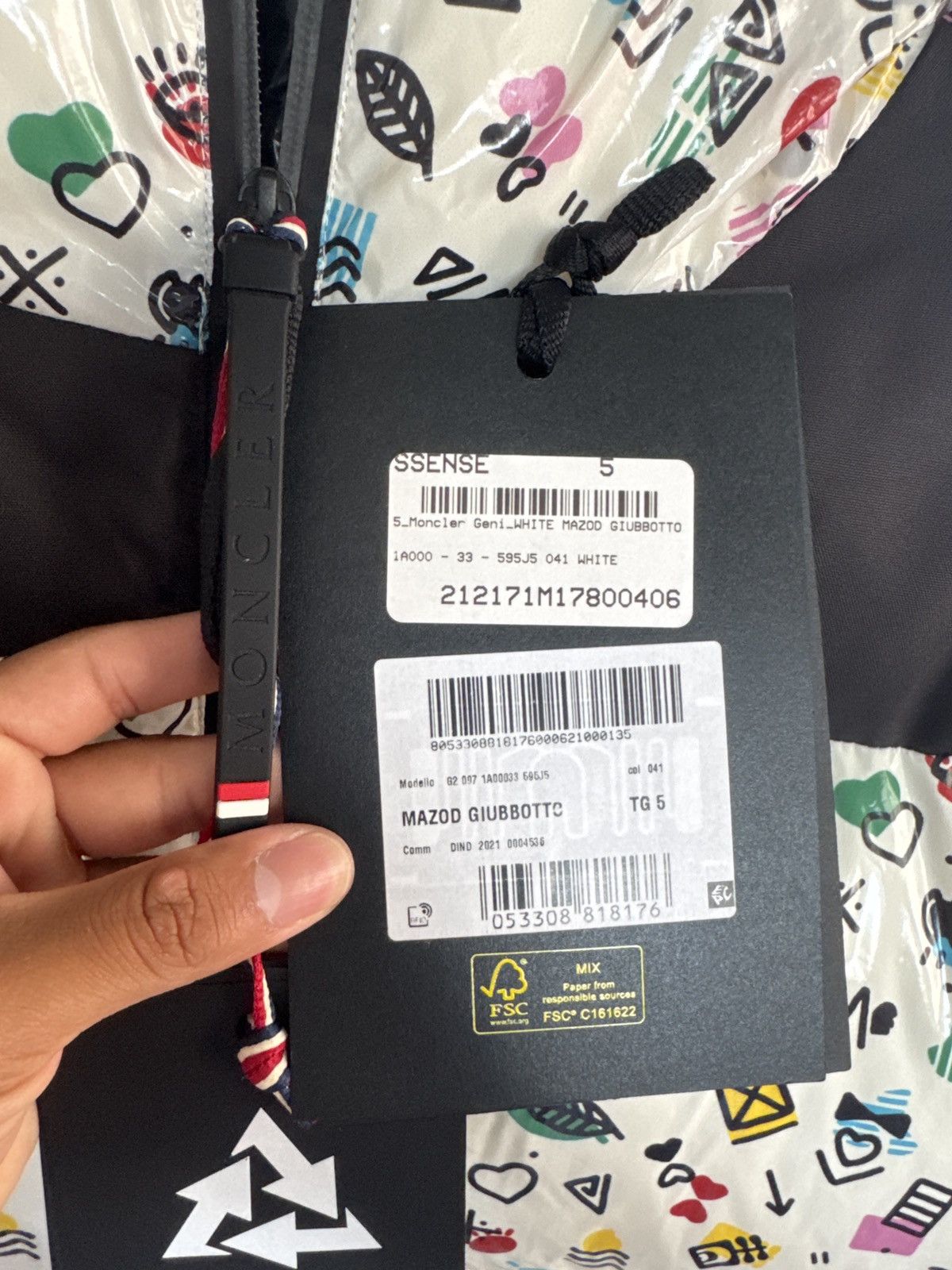 Moncler Moncler genuis Size US XXL / EU 58 / 5 - 10 Thumbnail
