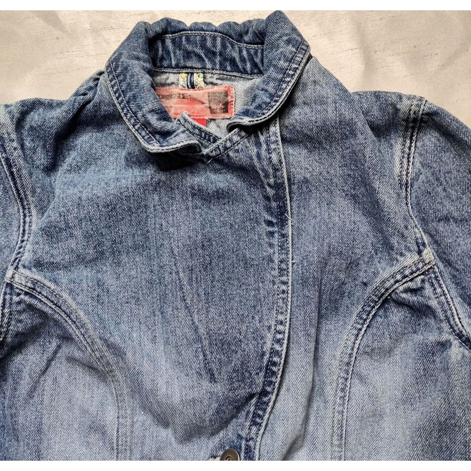 Mossimo MOSSISSUE BY MOSSIMO Women Small Denim Blue Jean Jacket Shirt Adults S Blue Denim Jacket Mossimo Jeans Jacket Womens Small Denim Blue Jean Jacket Size 28" / US 6 / IT 42 - 4 Thumbnail
