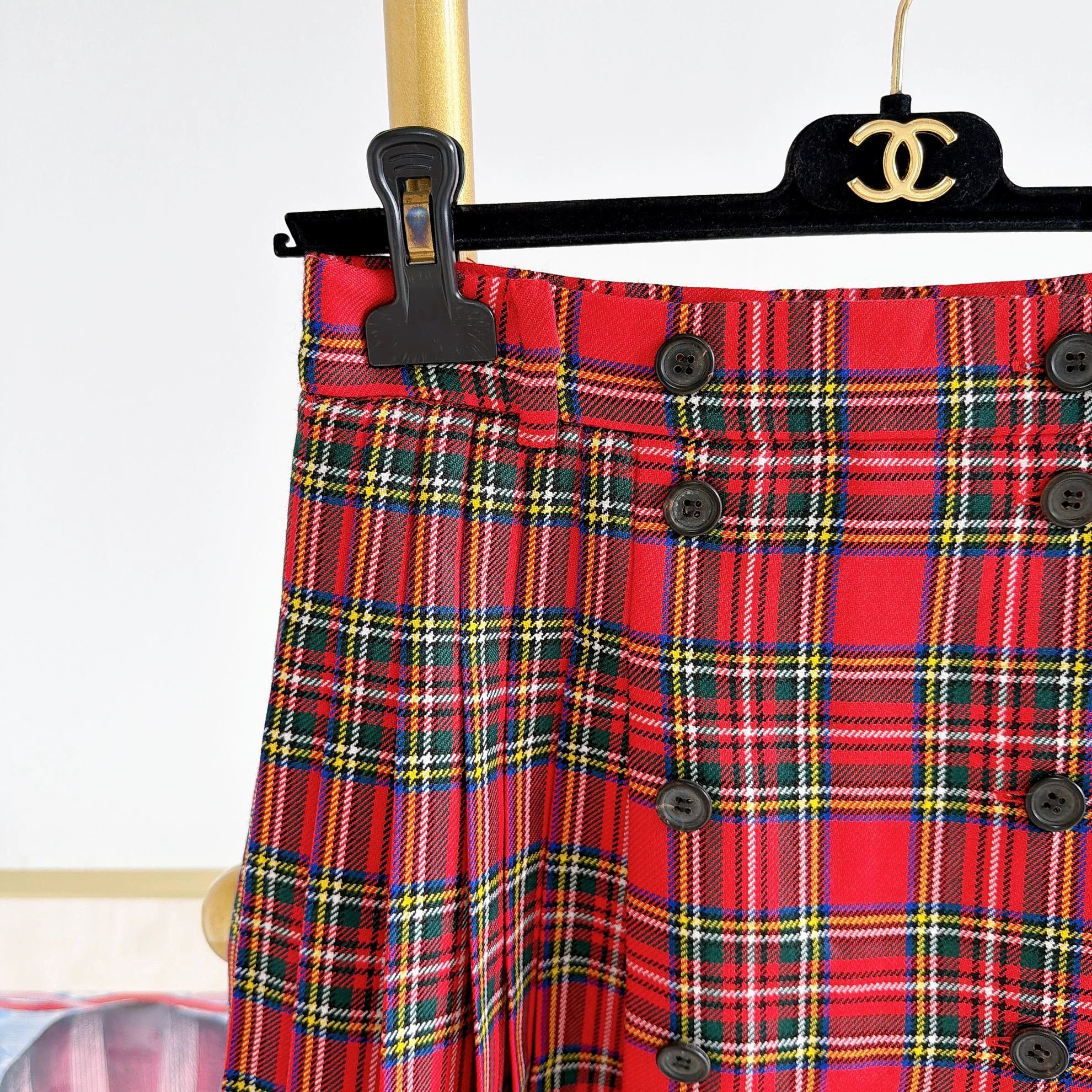 Miu Miu MIU MIU Red Checkered Skirt 42 9108 Size 28" / US 6 / IT 42 - 3 Thumbnail