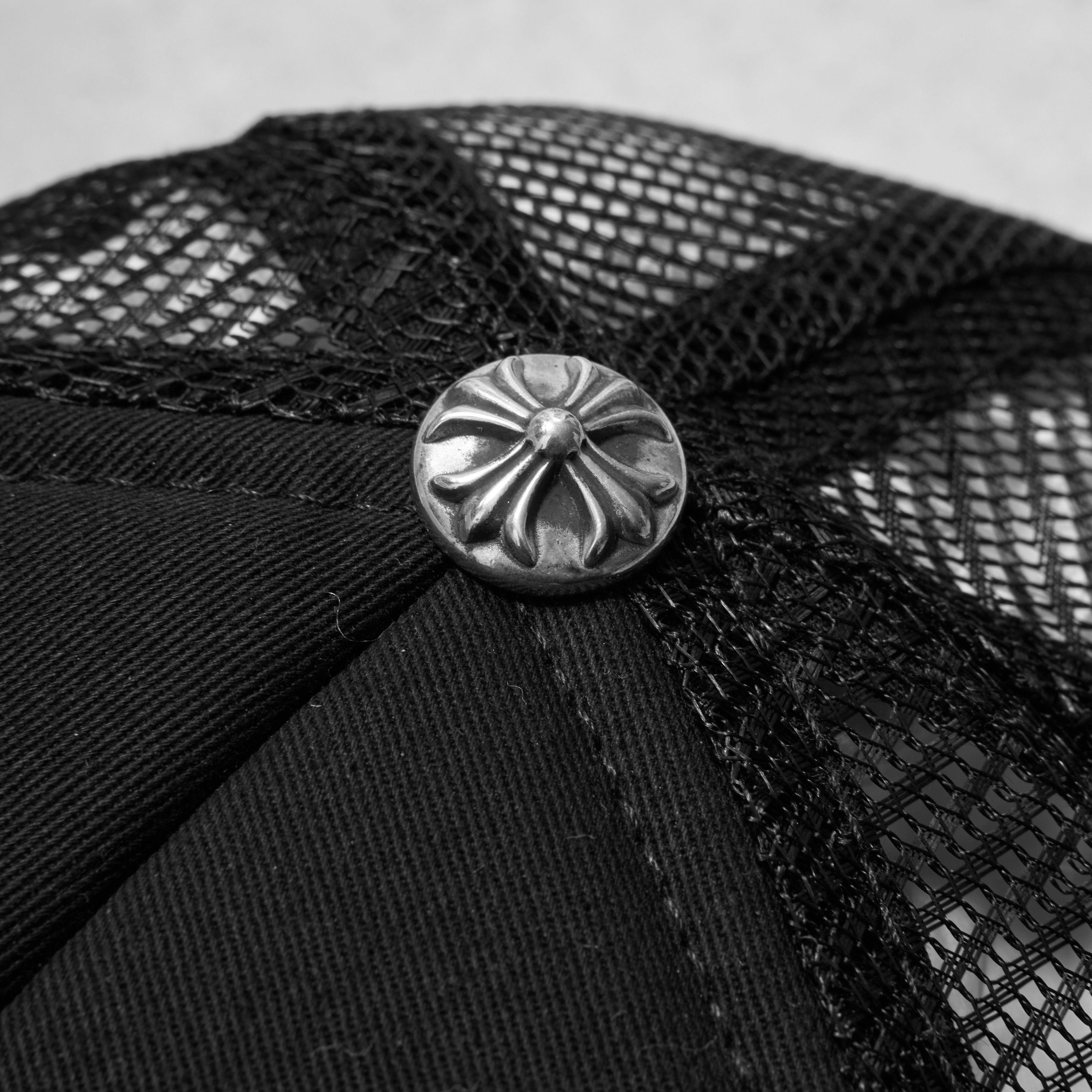 Chrome Hearts CHROME HEARTS Three Cemetery Cross Trucker Hat BLACK Size ONE SIZE - 4 Thumbnail
