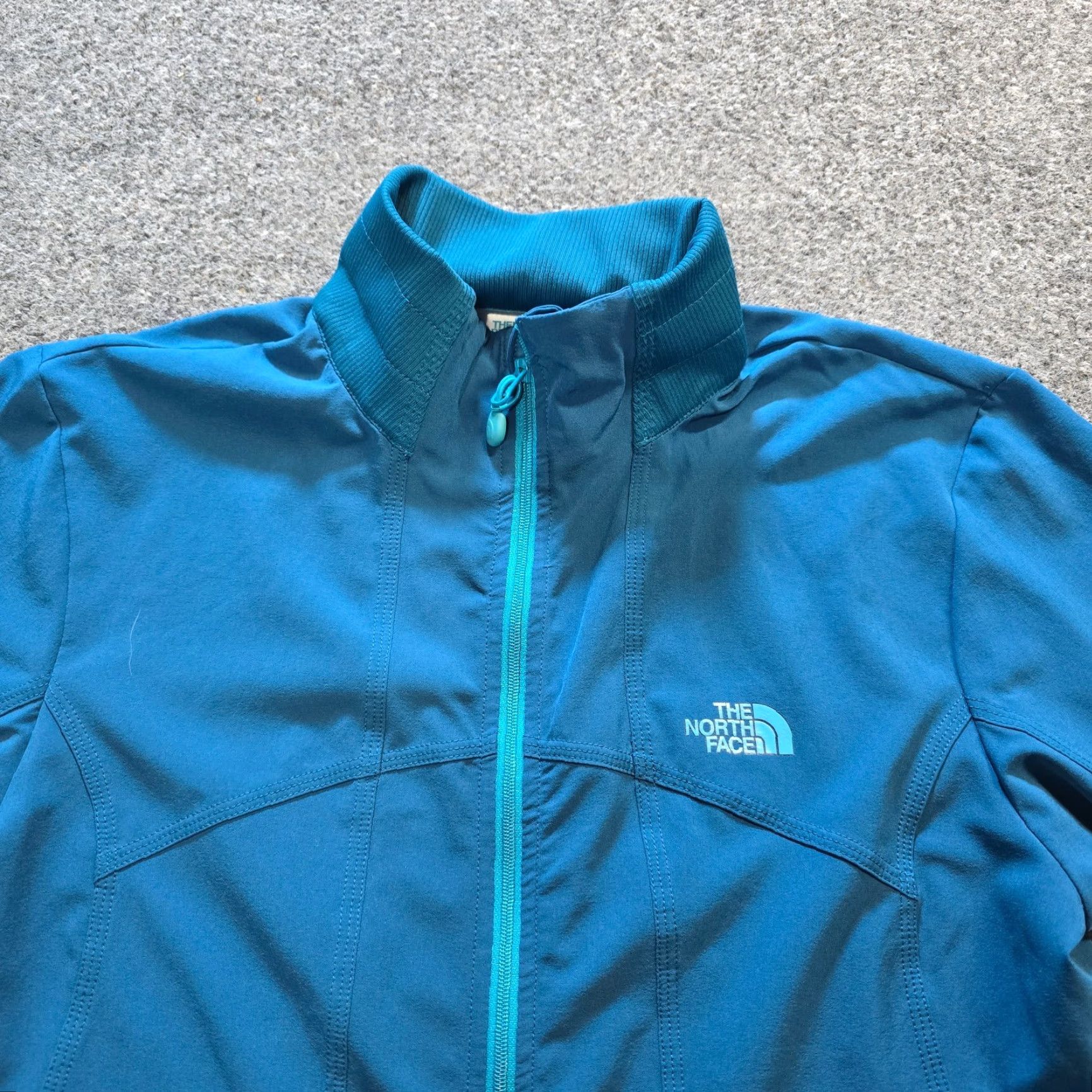 The North Face The North Face Women's Windbreaker Jacket Medium Blue Lightweight Full Zip TNF Apex Lightweight Regular Fit Size M / US 6-8 / IT 42-44 - 2 Thumbnail