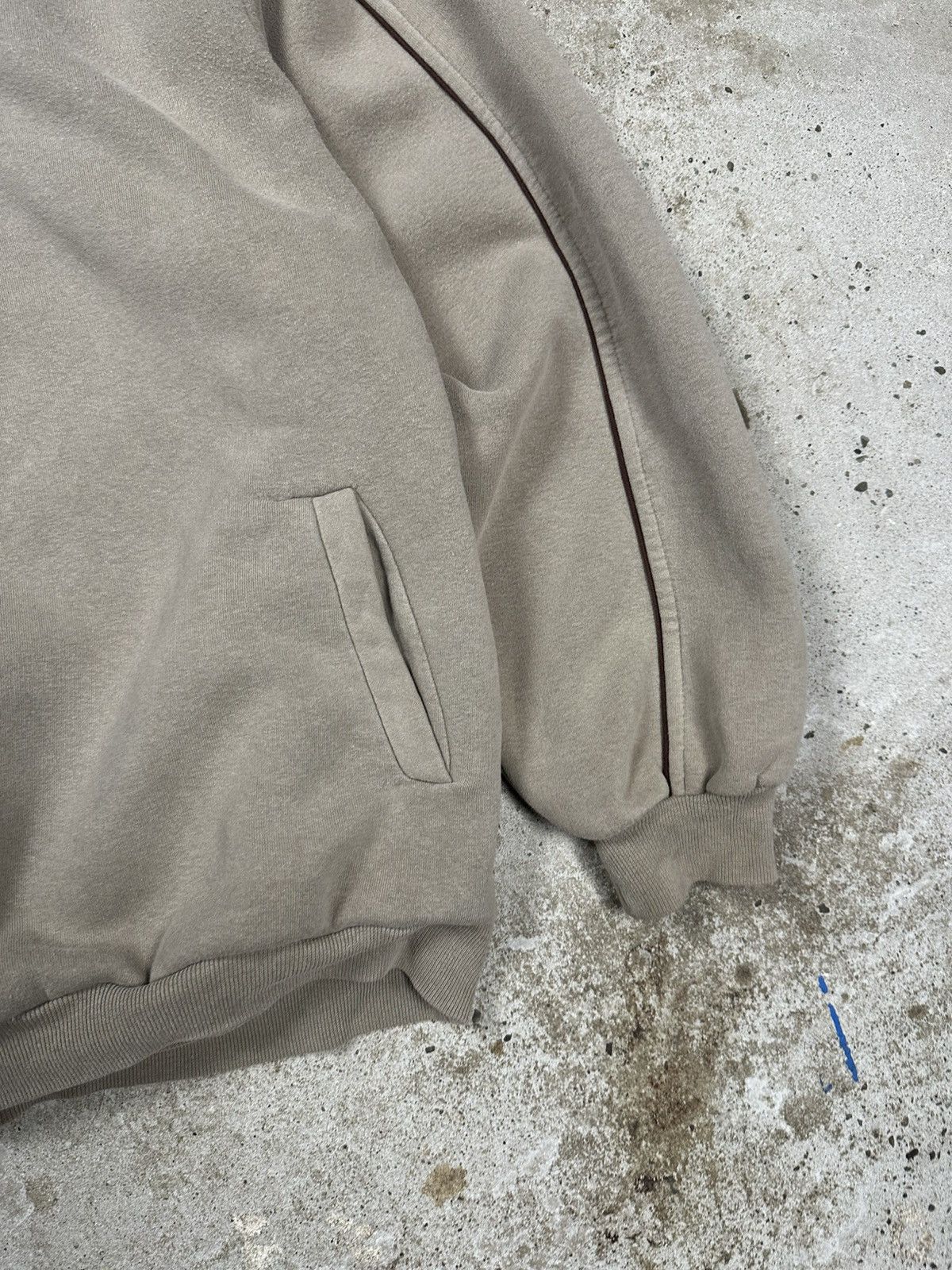 Nike Vintage Y2K Nike Beige Boxy Fit Hoodie Swoosh Print Size US M / EU 48-50 / 2 - 4 Thumbnail