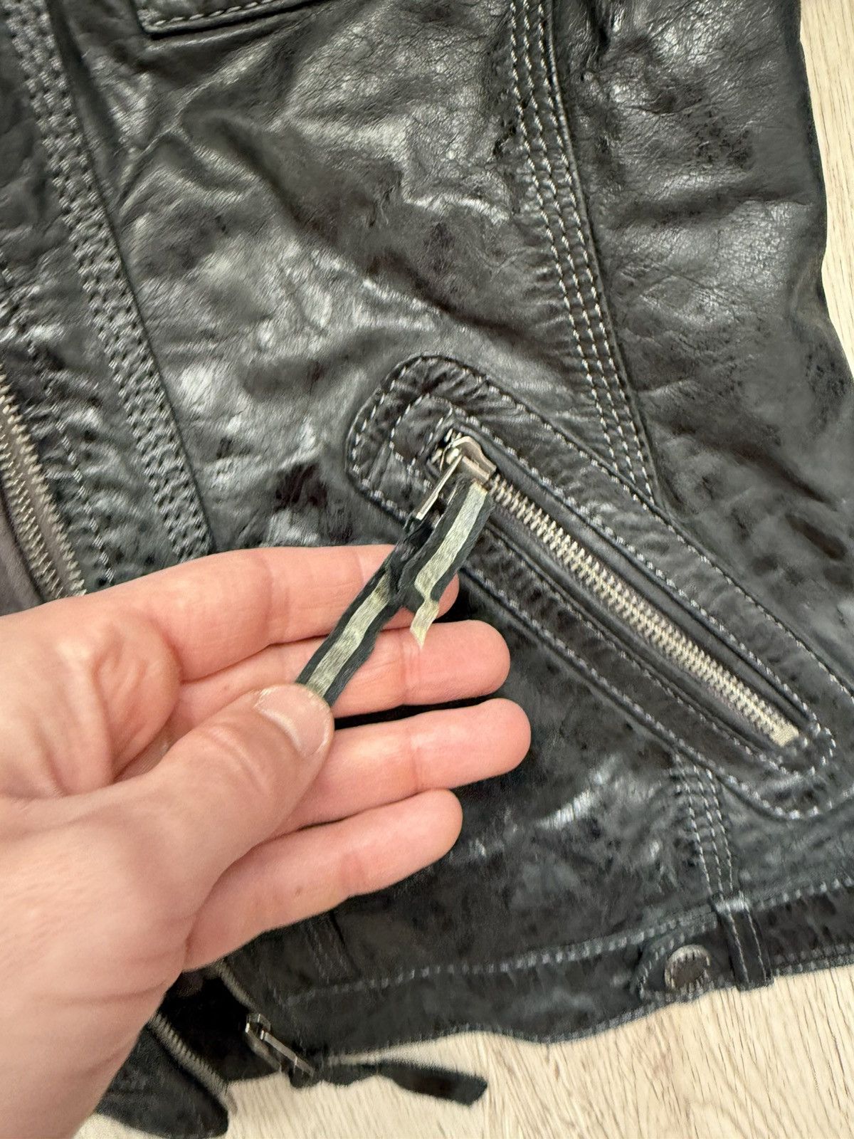 Gypsy Gipsy Leather Biker Jacket with Inner Hoodie Layer – Size S Size S / US 4 / IT 40 - 9 Thumbnail