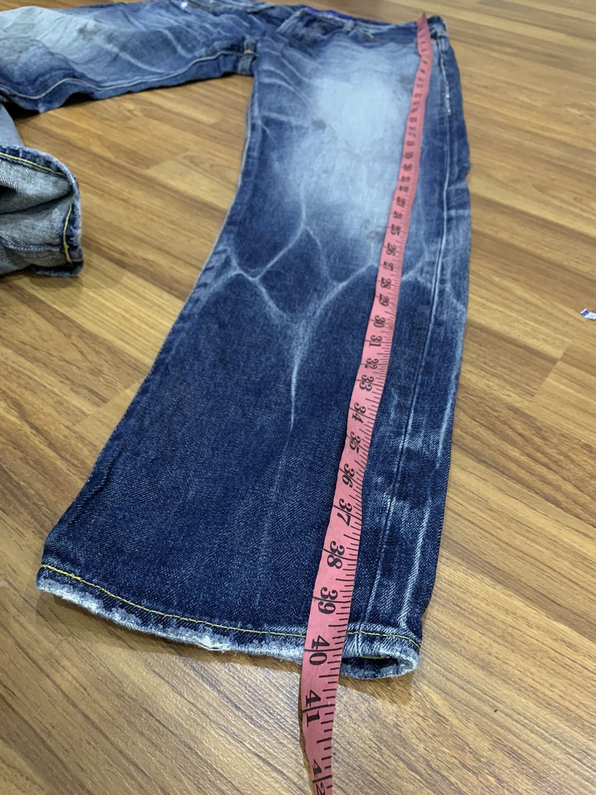 Fragment Design VINTAGE VANQUISH X FRAGMENT DESIGN JEANS Size US 34 / EU 50 - 12 Thumbnail