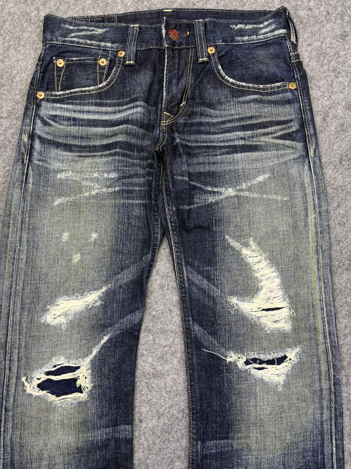 Edwin 💥Distressed Flare💥Edwin 503 Crazy Distressed Denim F916 Size US 31 - 3 Thumbnail