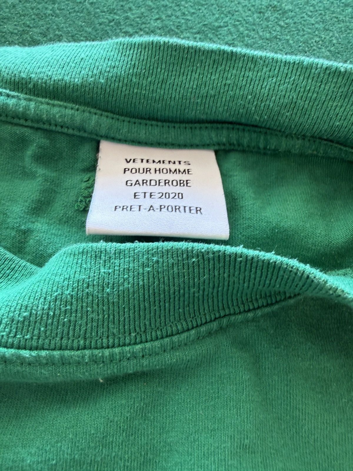 Vetements SS20 Beer Badge Oversized Tee Size US L / EU 52-54 / 3 - 8 Thumbnail