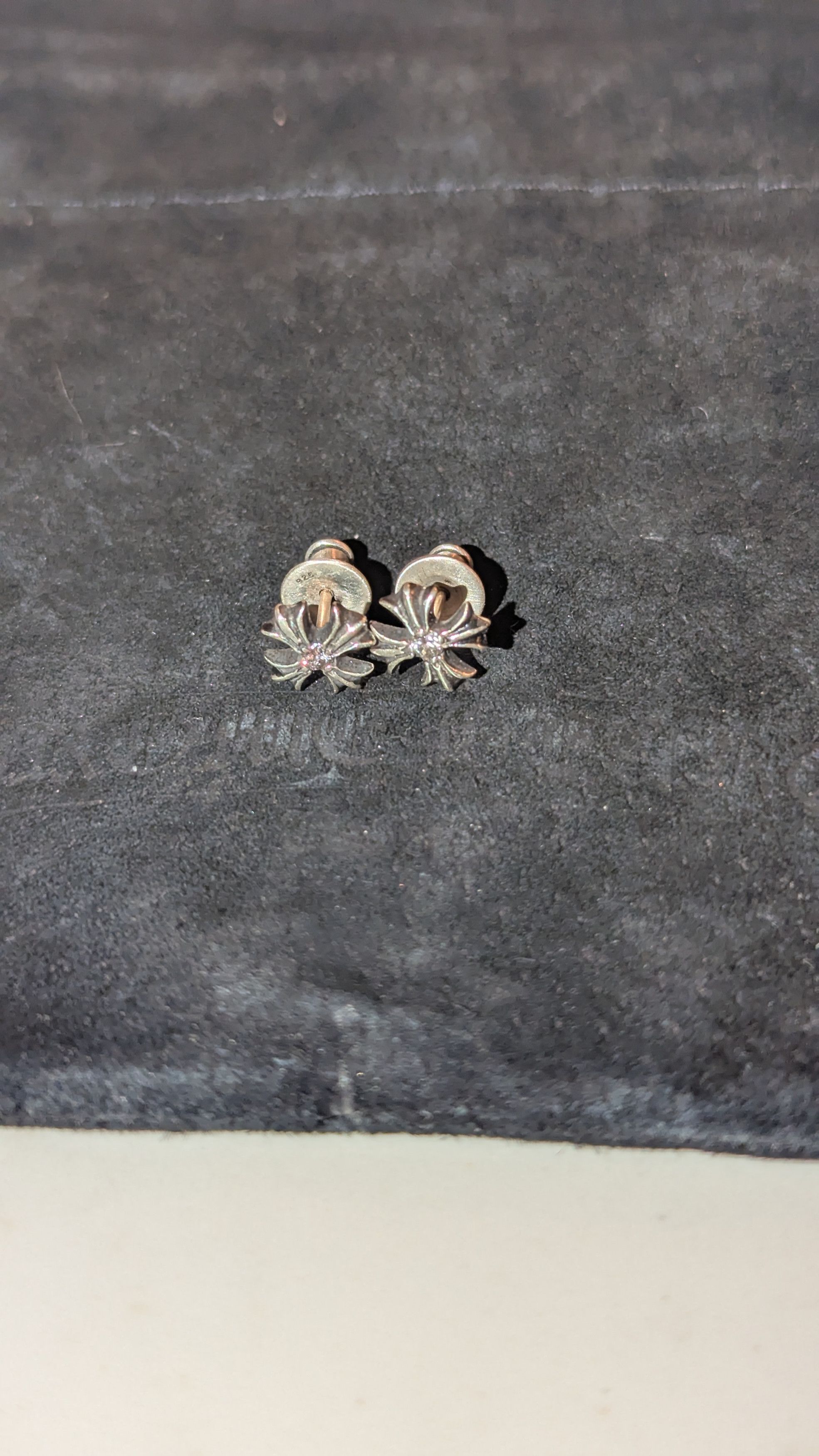 Chrome Hearts Chrome Hearts Plus stud diamond earrings Size ONE SIZE - 8 Thumbnail