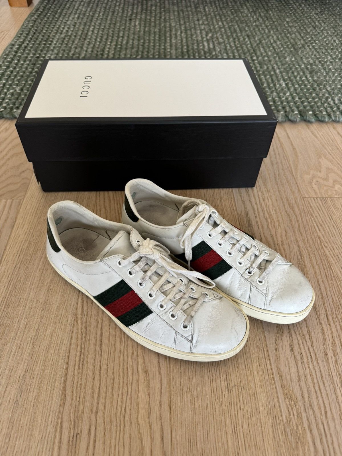 image of Gucci Ace Low Shoes in White, Men's (Size 8.5)