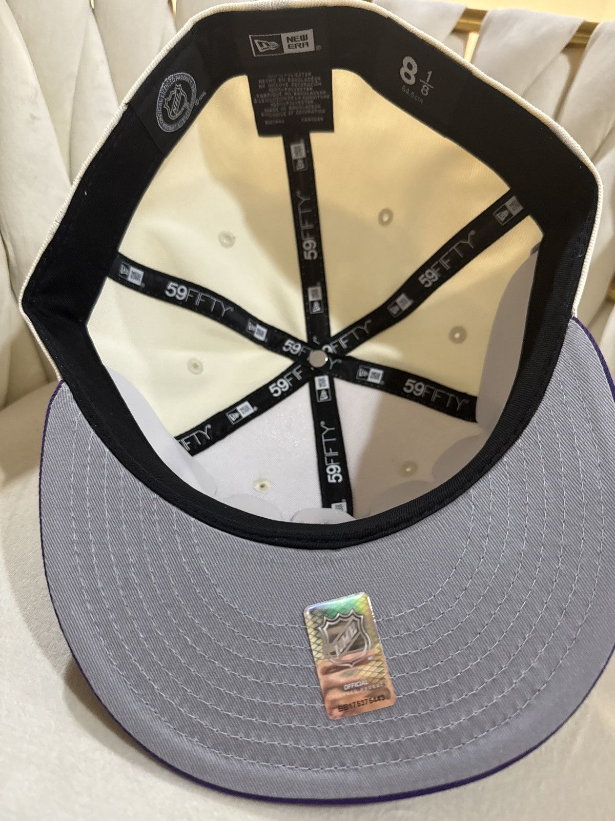 New Era 59Fifty Chicago Blackhawks “Hockey Fights Cancer” 8-1/8 Size ONE SIZE - 5 Thumbnail