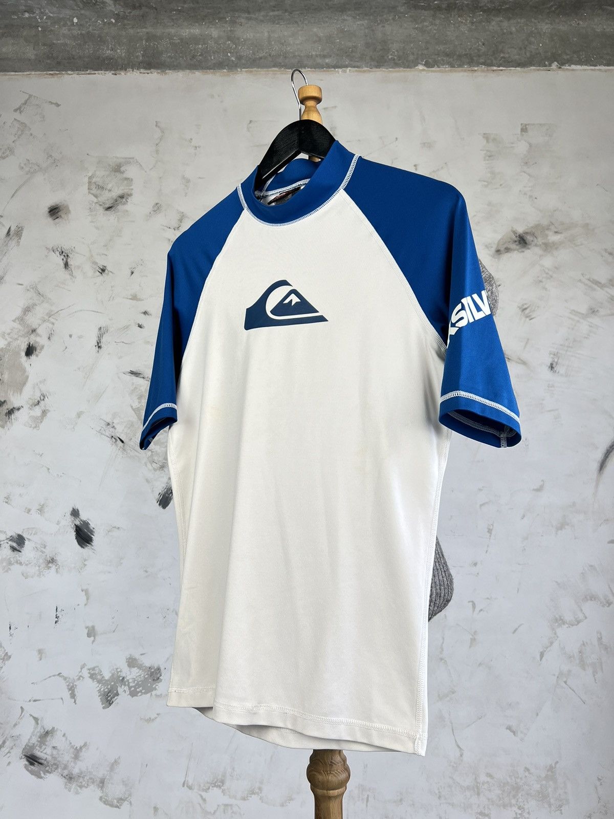Quiksilver Quiksilver Surfing Shirt Size L Size US L / EU 52-54 / 3 - 1 Thumbnail