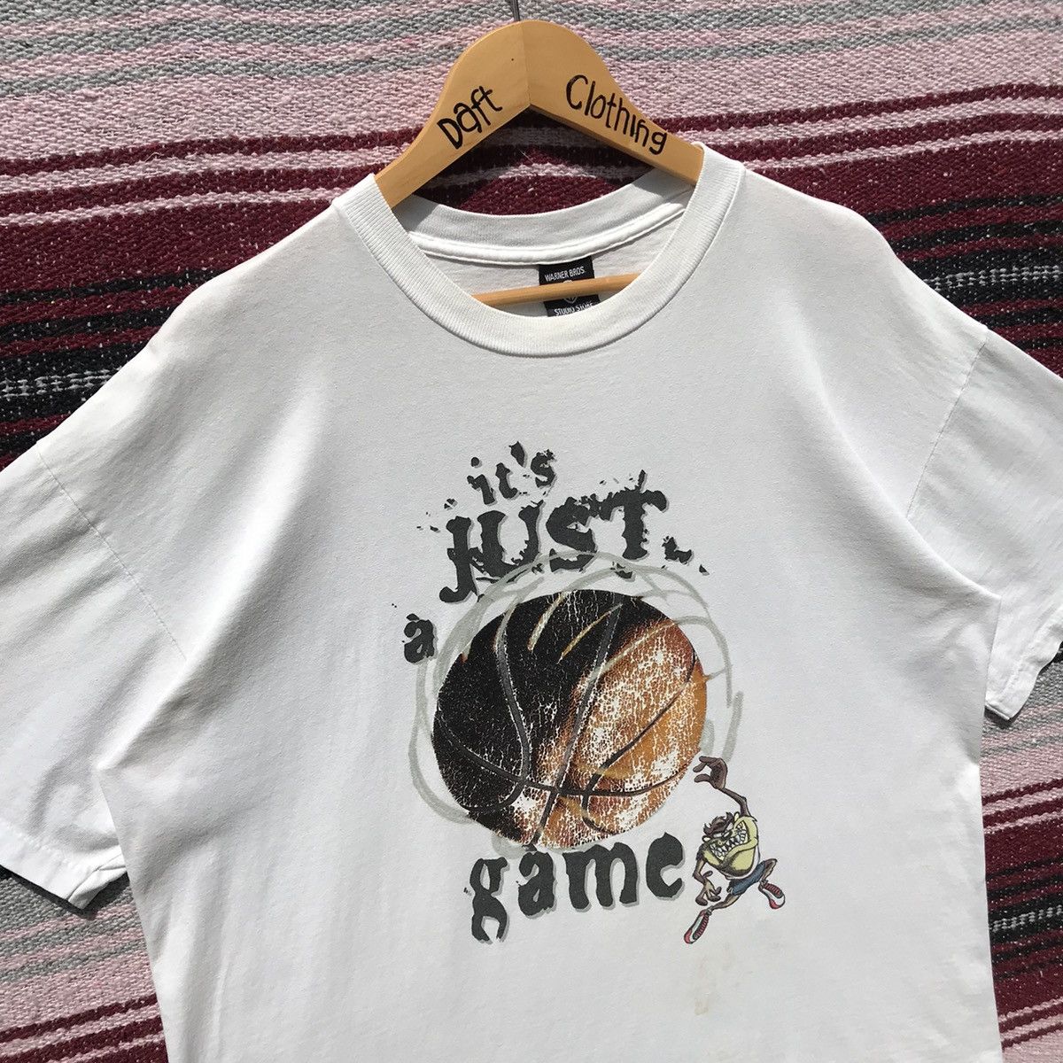 Vintage × Warner Bros Vintage 90s Taz Mania Basketball Warner Bros Tee SunFaded Size US L / EU 52-54 / 3 - 5 Thumbnail