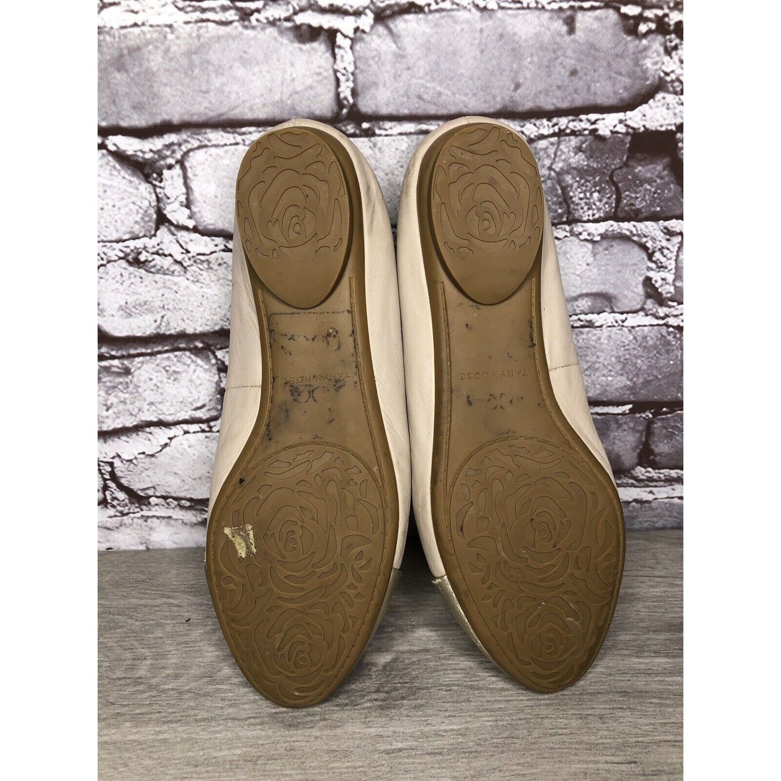 Other Taryn Rose Nude Pink Leather Gold Cap Toe Ballet Flats Women Size US 8.5 / IT 38.5 - 10 Thumbnail