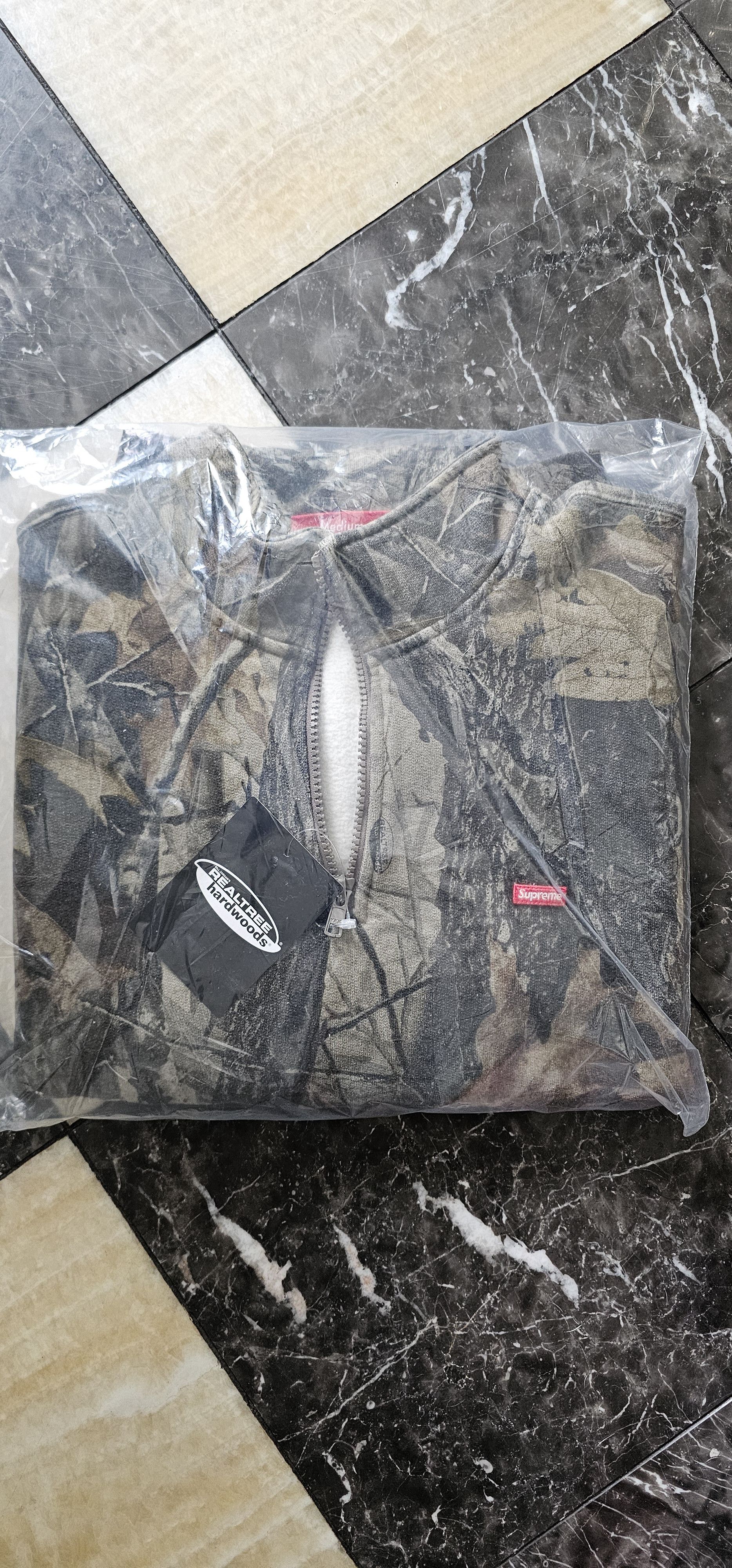 Supreme Small Box Half Zip Pullover カモ M Supreme Small Box Half Zip Pullover (SS25) - $148