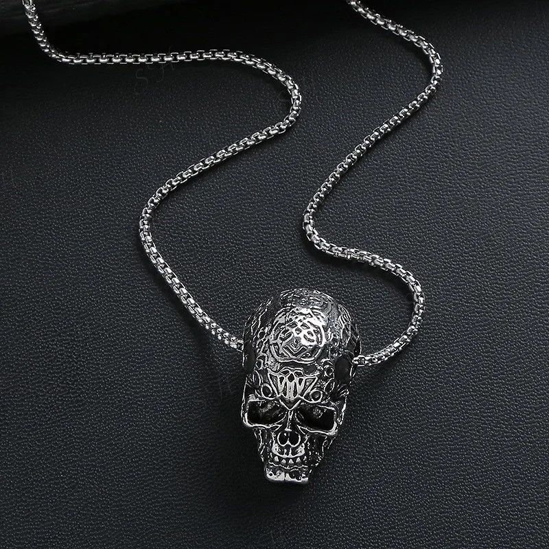 Vintage Retro Goth Skull Necklace Size ONE SIZE - 3 Thumbnail