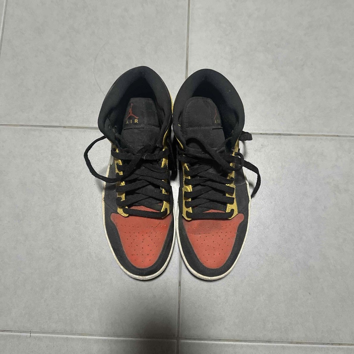 Jordan Brand Air Jordan 1 Mid Amarillo Size US 8.5 / EU 41-42 - 3 Thumbnail