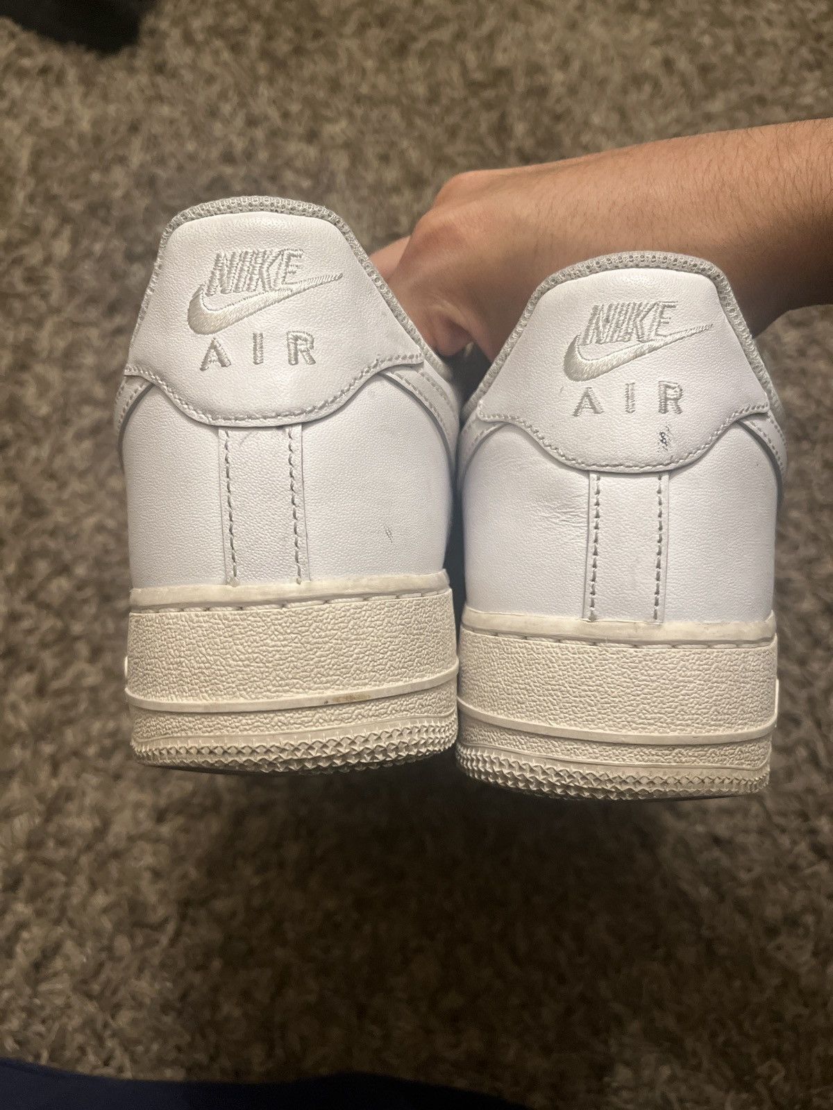 Nike Nike White Air Force 1s Size US 9 / EU 42 - 6 Thumbnail